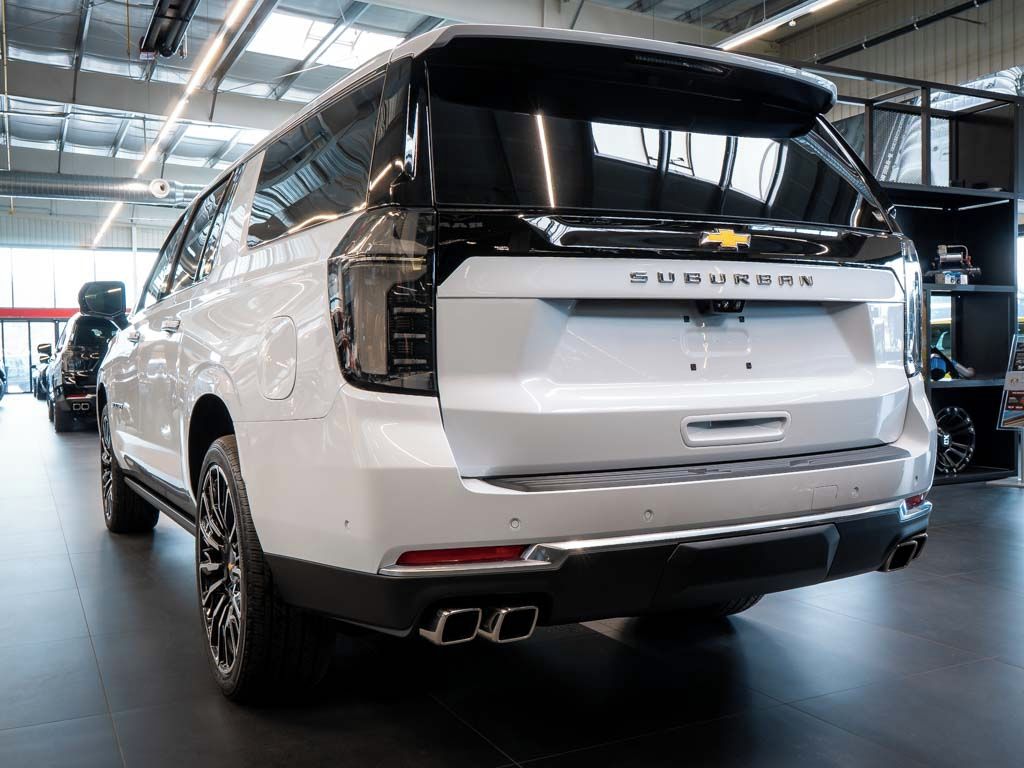 Chevrolet Suburban, 6.2 V8 High Country 2026 - fotka 3