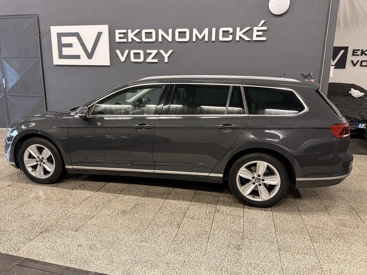 Volkswagen Passat, 2.0 TDI, ČR,ELEGANCE,ZÁRUKA - fotka 6