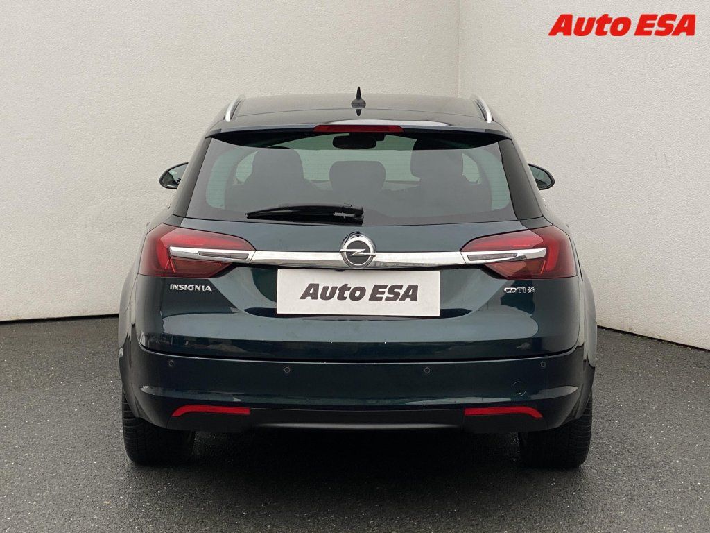 Opel Insignia, 2.0 CDTI,1.maj,ČR - fotka 5