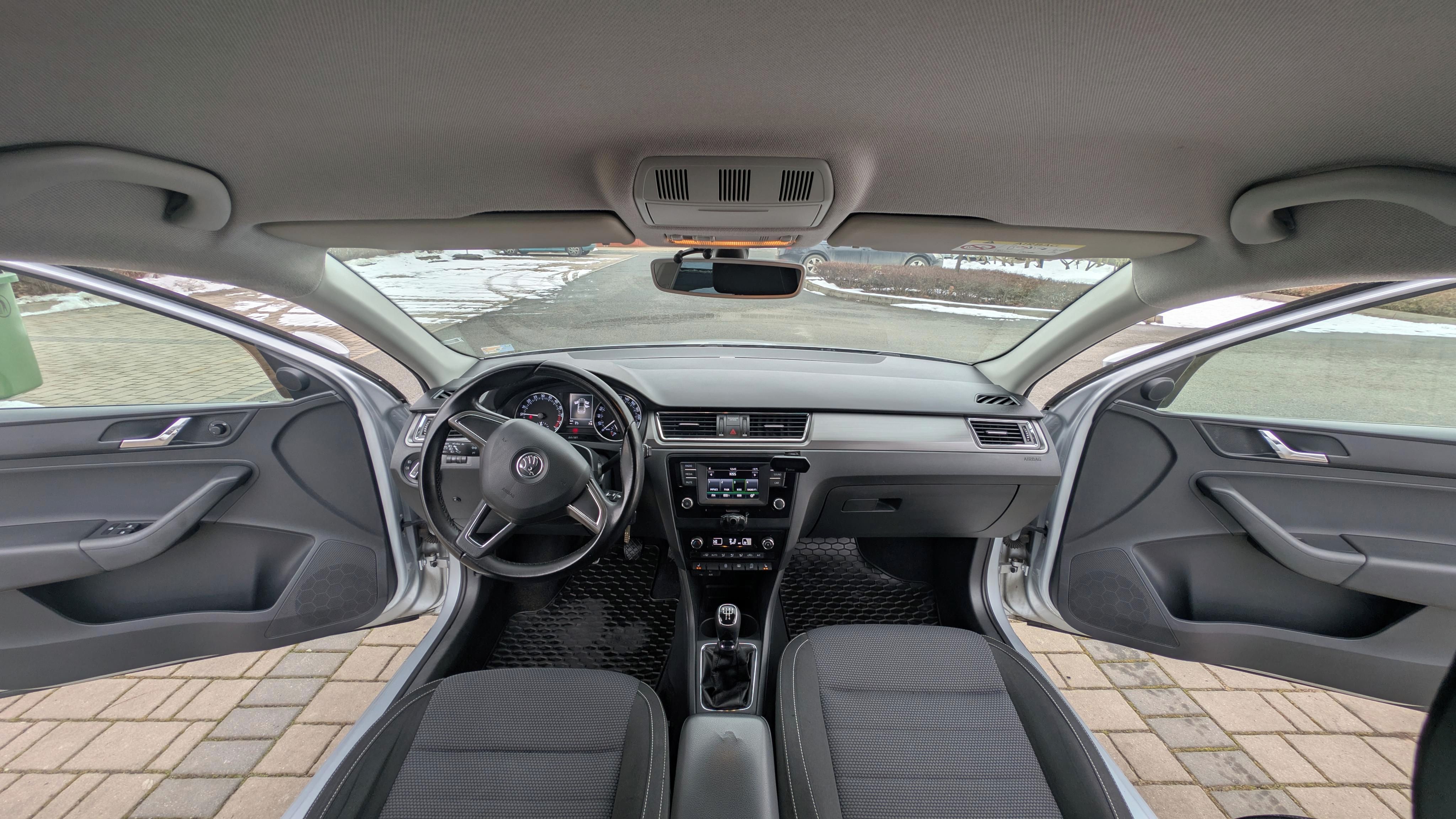 Škoda Rapid, 1.6 TDI 85 kW, bez investic - fotka 5
