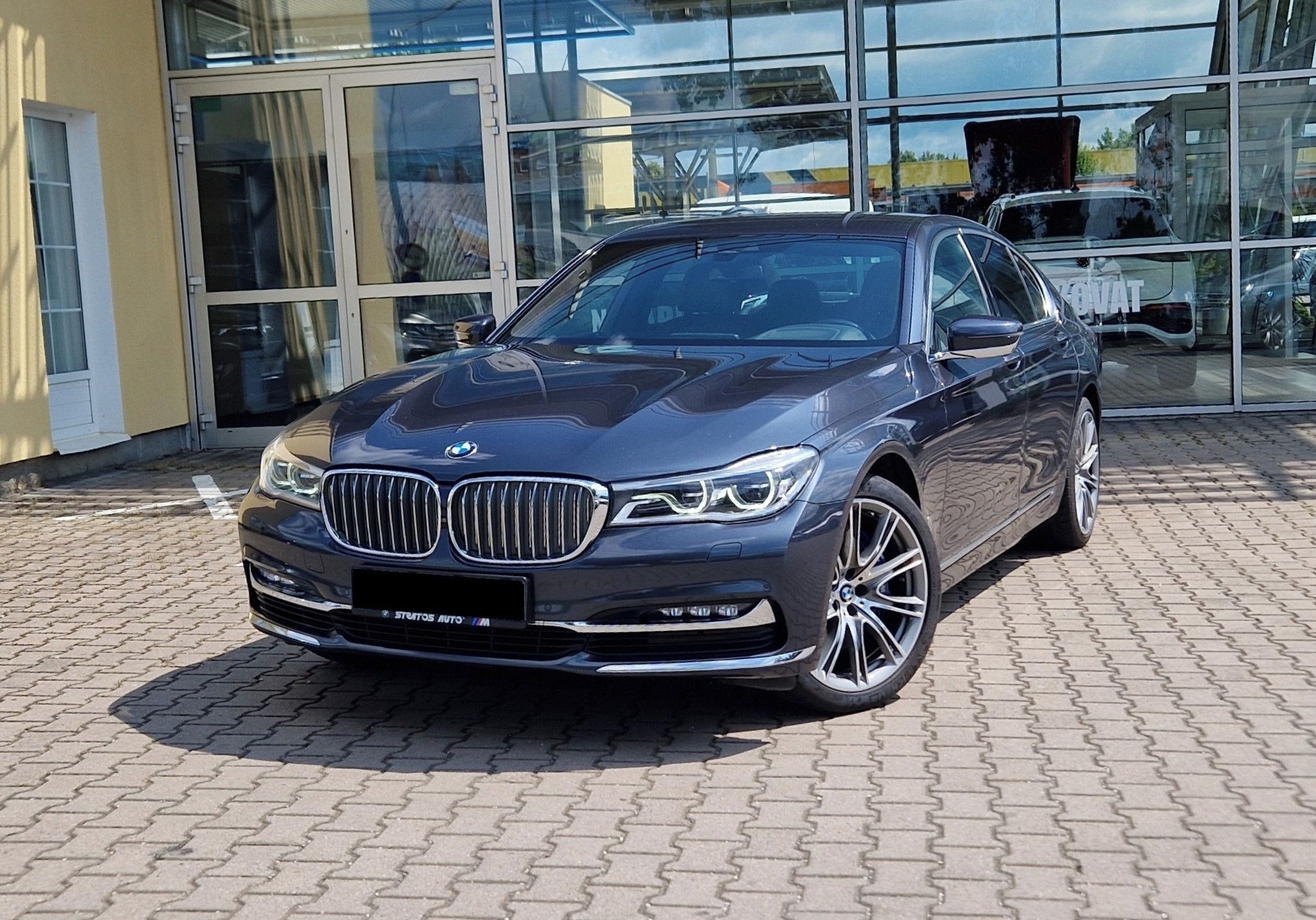BMW Řada 7, 750i xDrive Pure Ex.|1.majitel