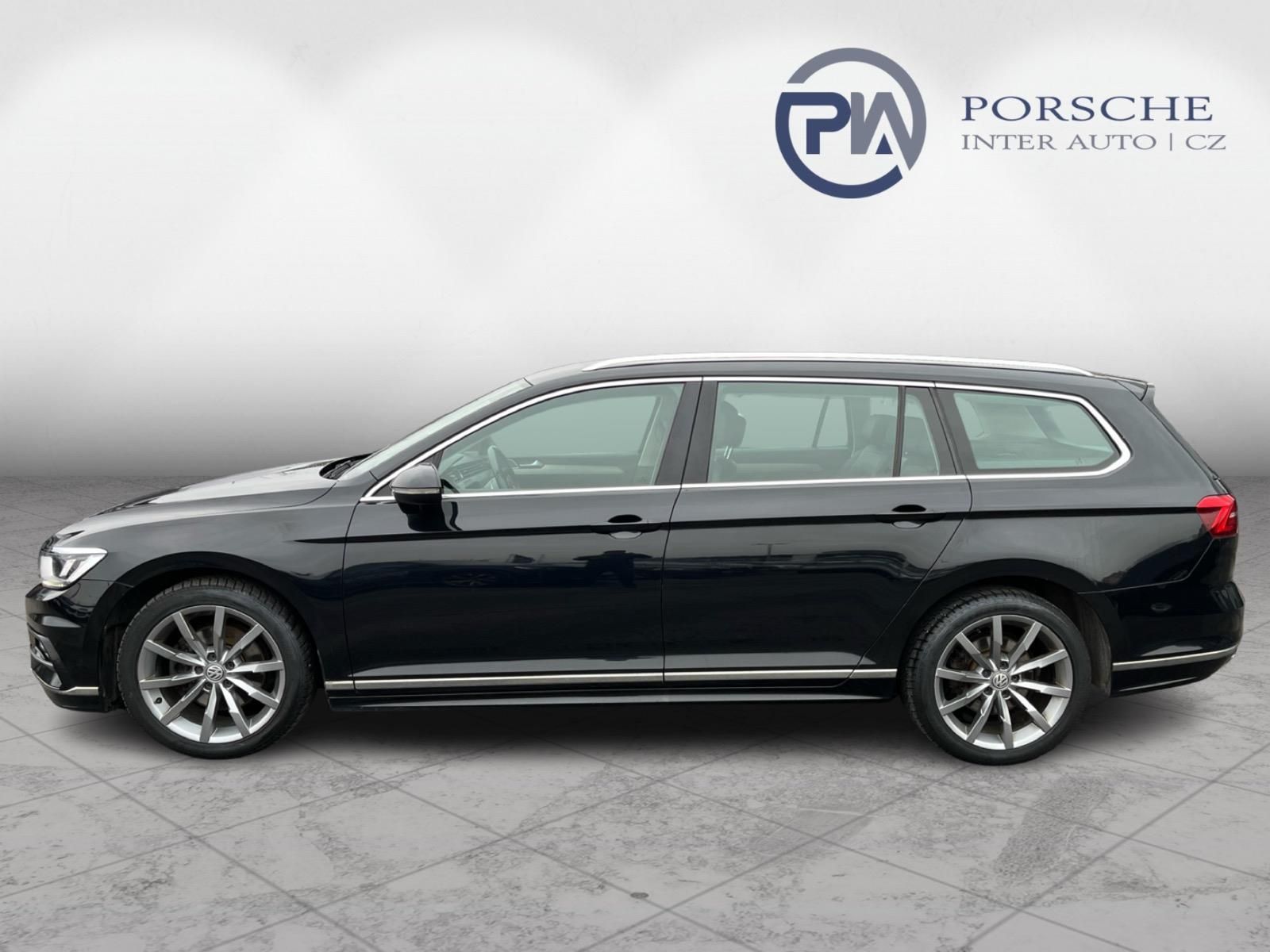 Volkswagen Passat Variant, 2.0TDi DSG 110kW R-Line - fotka 3