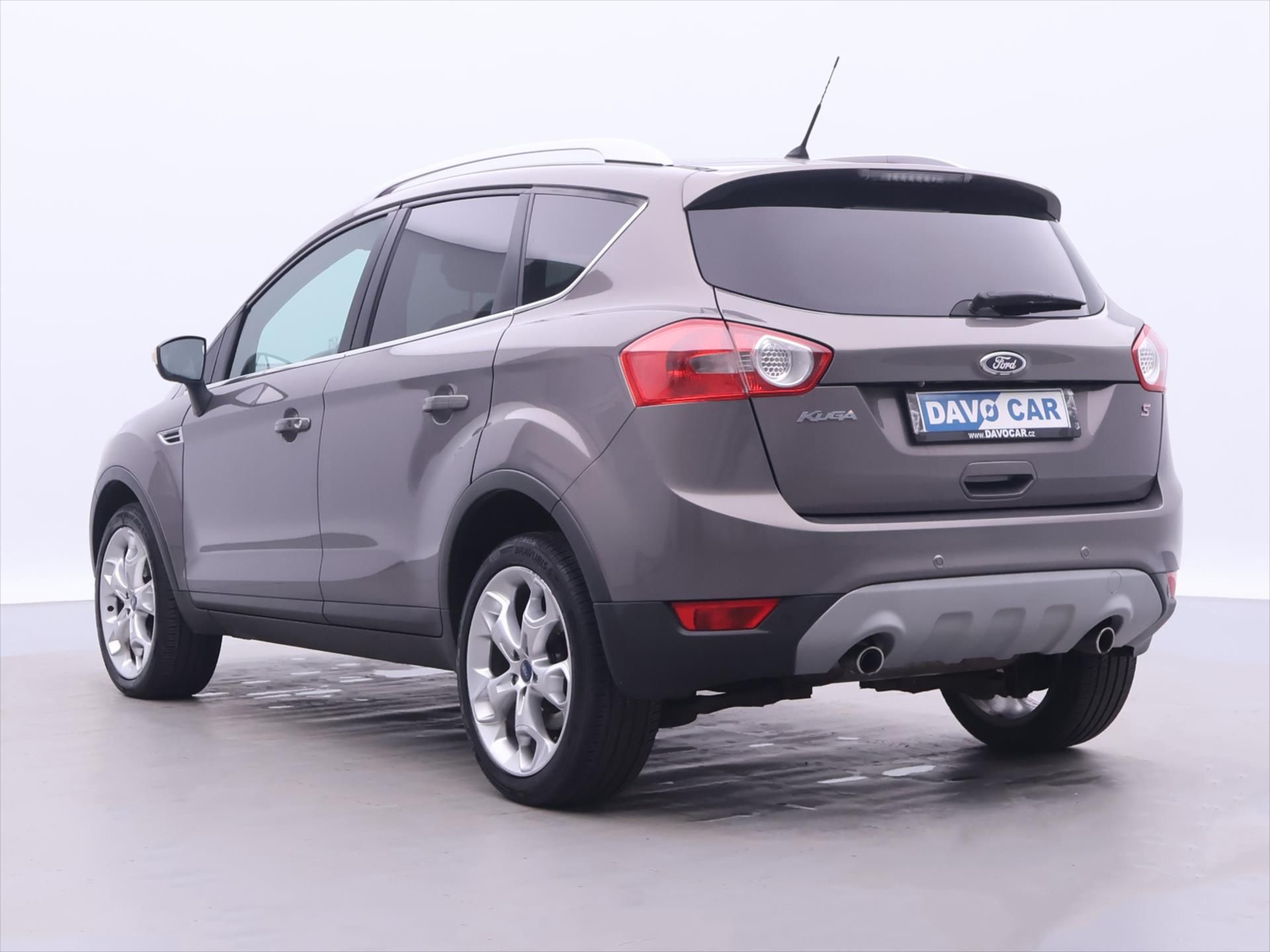 Ford Kuga, 2,0 TDCI 103kW AWD Titanium - fotka 5