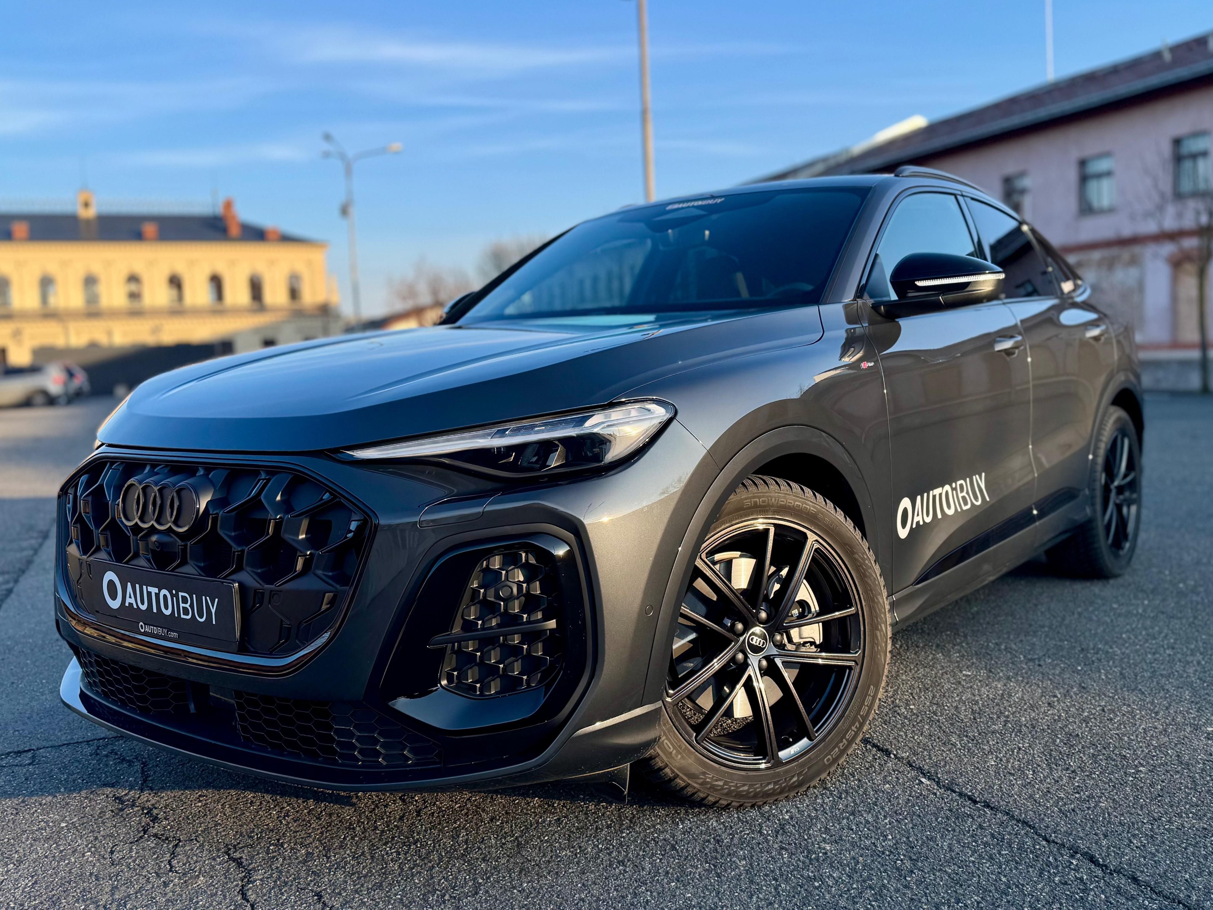Audi Q5, SPORTBACK 2.0TDI QUATTRO SLINE - fotka 2