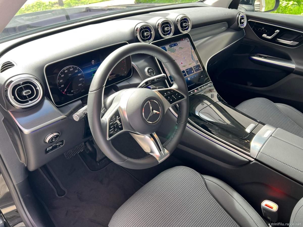 Mercedes-Benz GLC, 200d 4M nájem za 23.800,-Kč be - fotka 6
