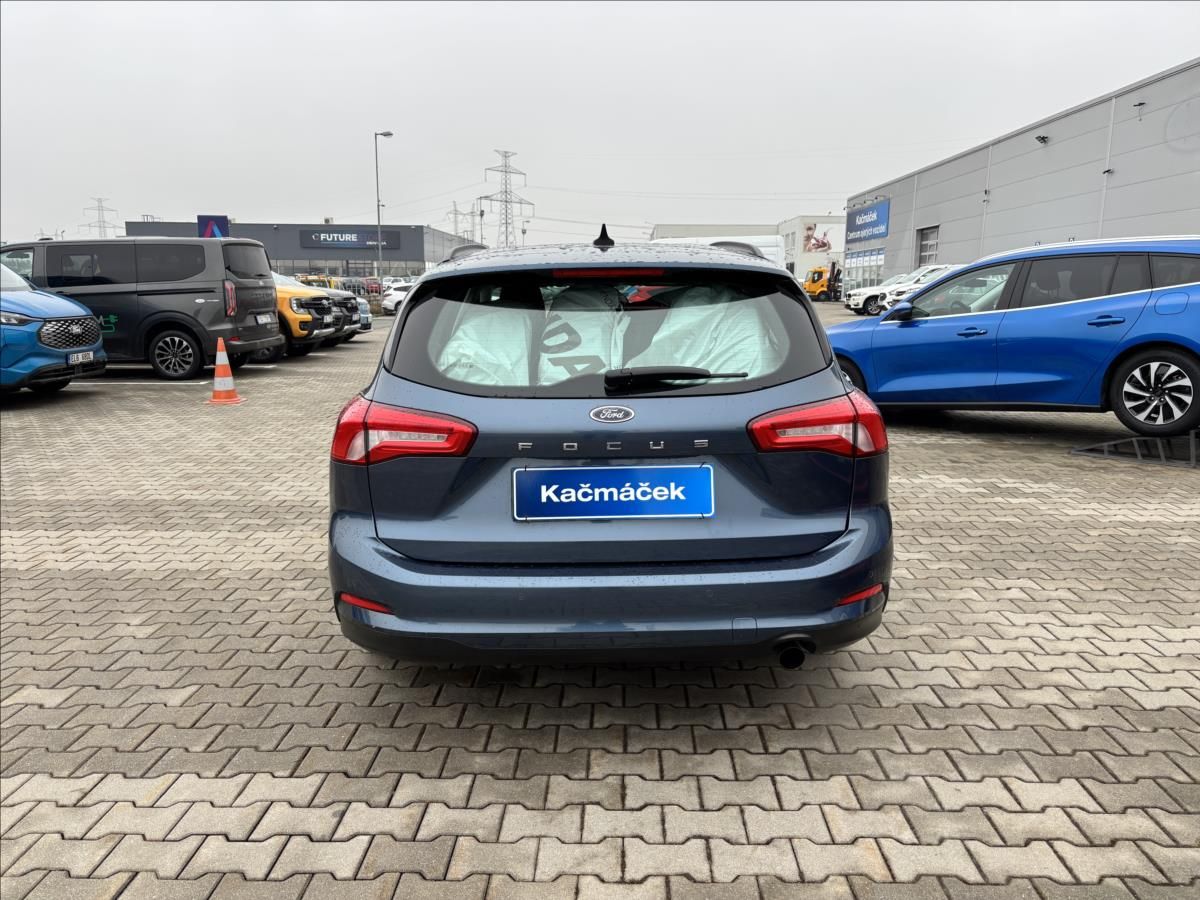 Ford Focus, 1,0 EcoBoost 92kW Trend - fotka 4