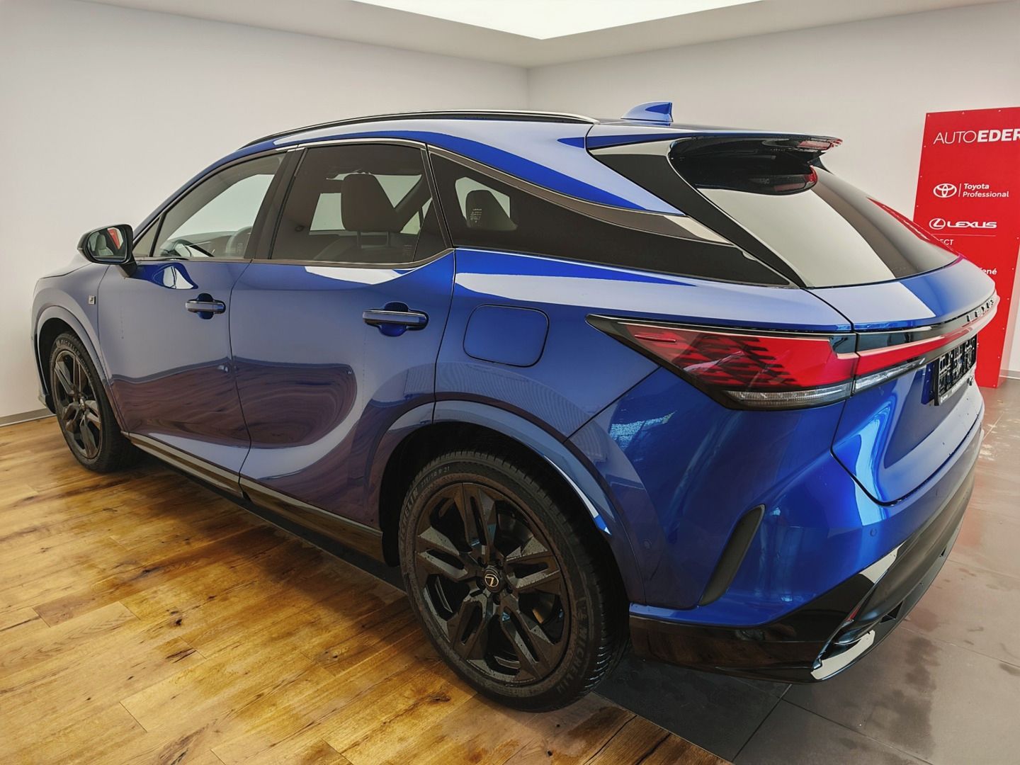 Lexus RX 500h, 500h F Sport Special Edition - fotka 6