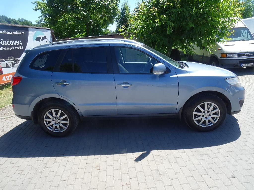 Hyundai Santa Fe, 2.2 crdi 4x4 - fotka 5