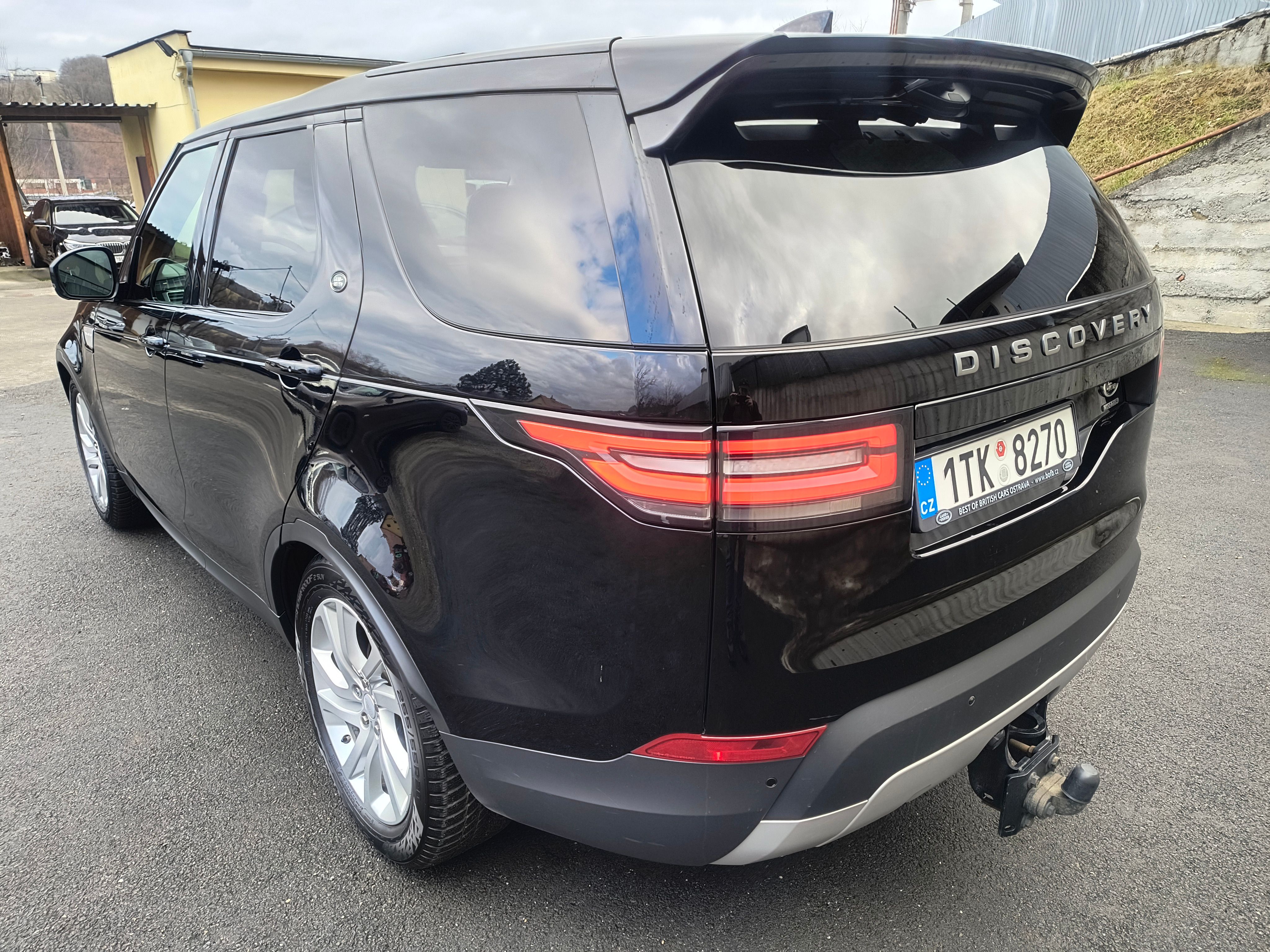 Land Rover Discovery, 3.0 TD6 HSE AT 1.MAJ.ČR/VZDUCH - fotka 5
