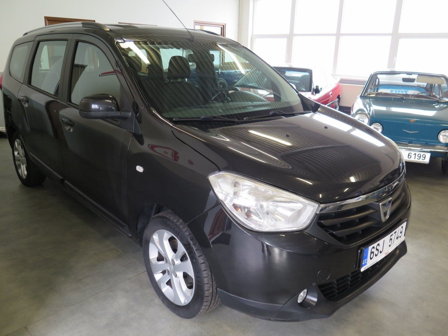 Dacia Lodgy, 1.2TCe,navi,klima,výhřev,kůže - fotka 5