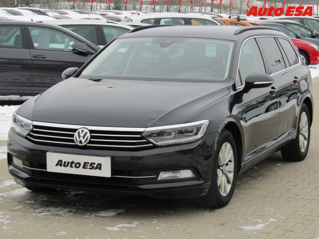 Volkswagen Passat, 2.0TDi,Comfortline,DSG,LED - fotka 3