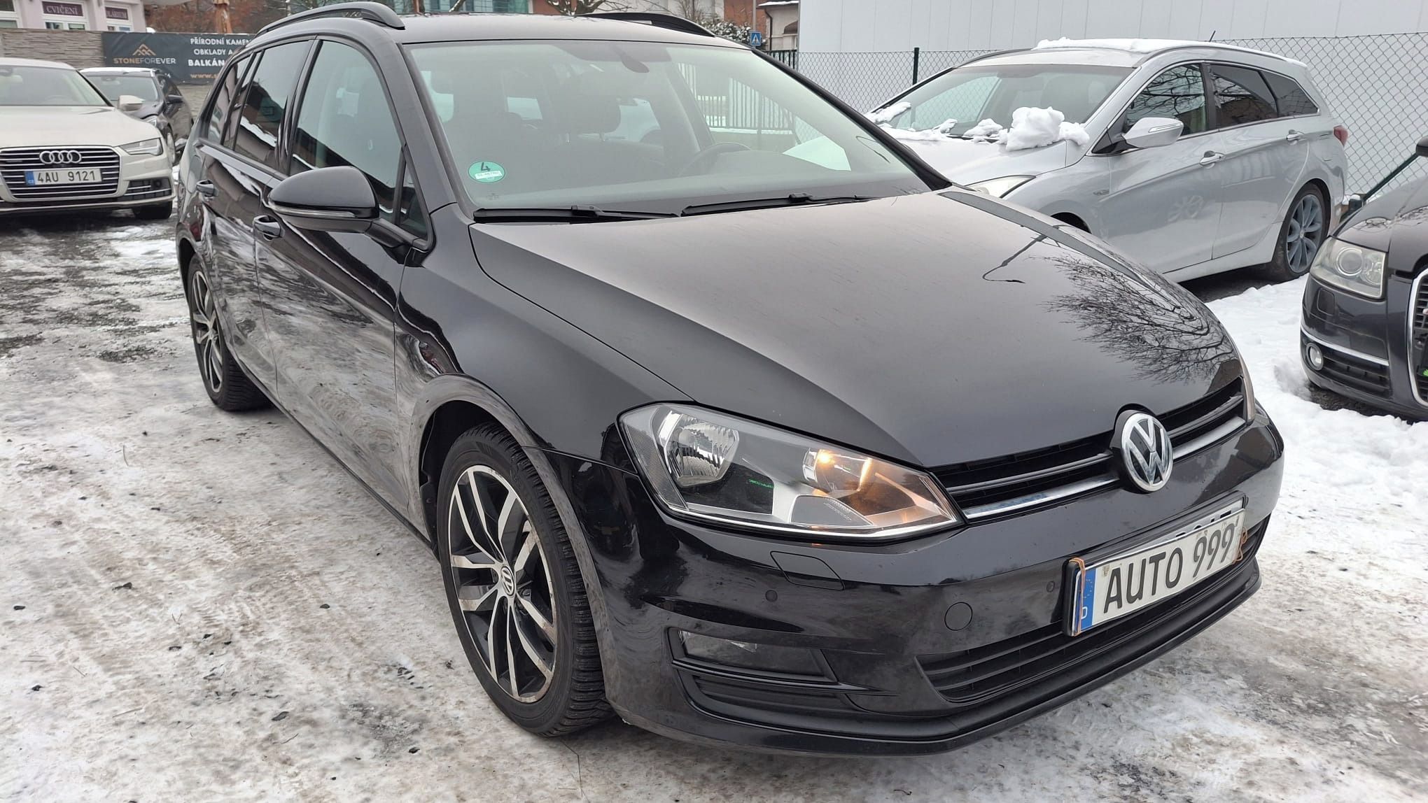 Volkswagen Golf, 2015 rozvody nové- na splátky
