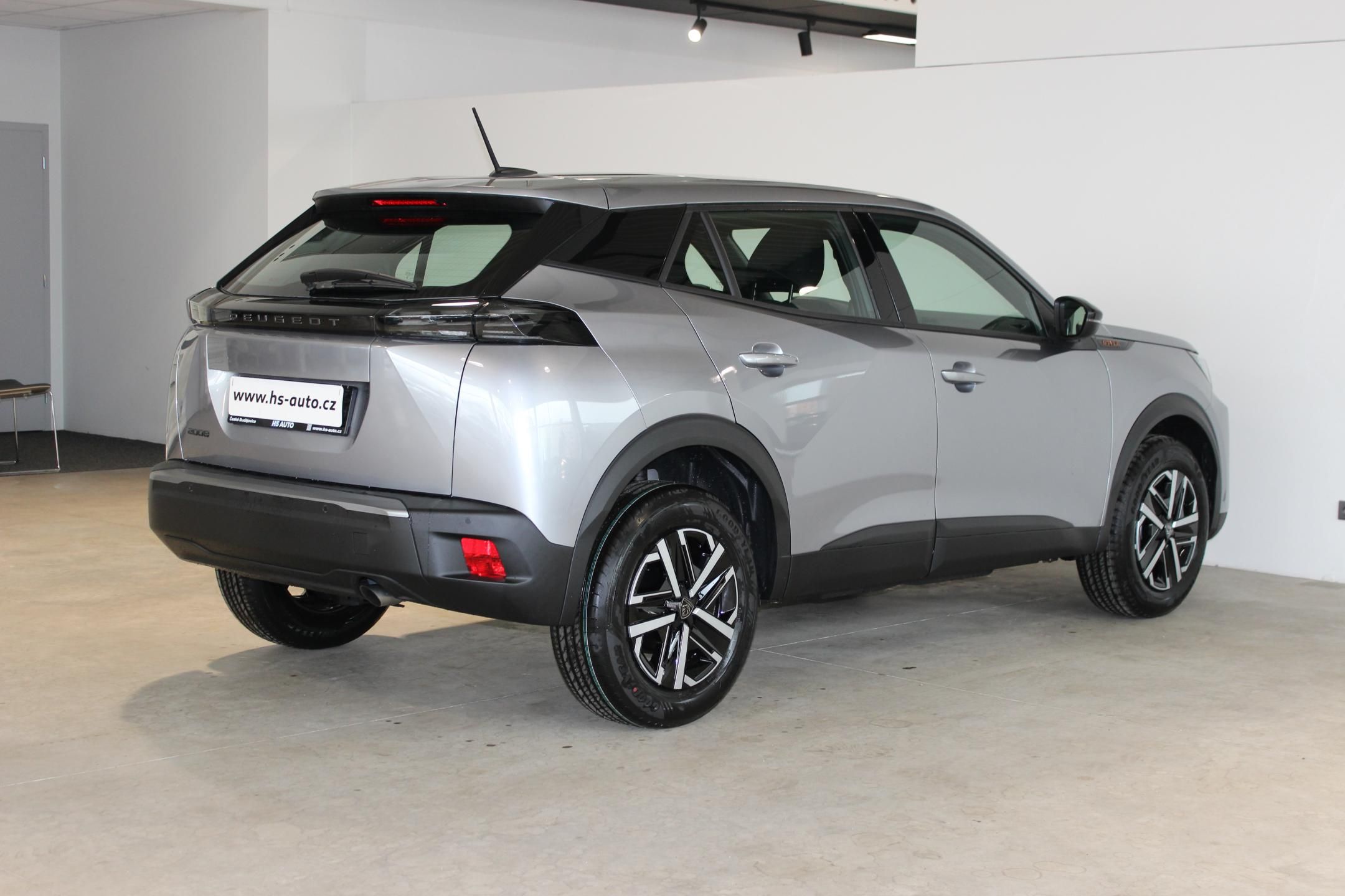 Peugeot 2008, STYLE PureTech 100 S&S MAN6 - fotka 6