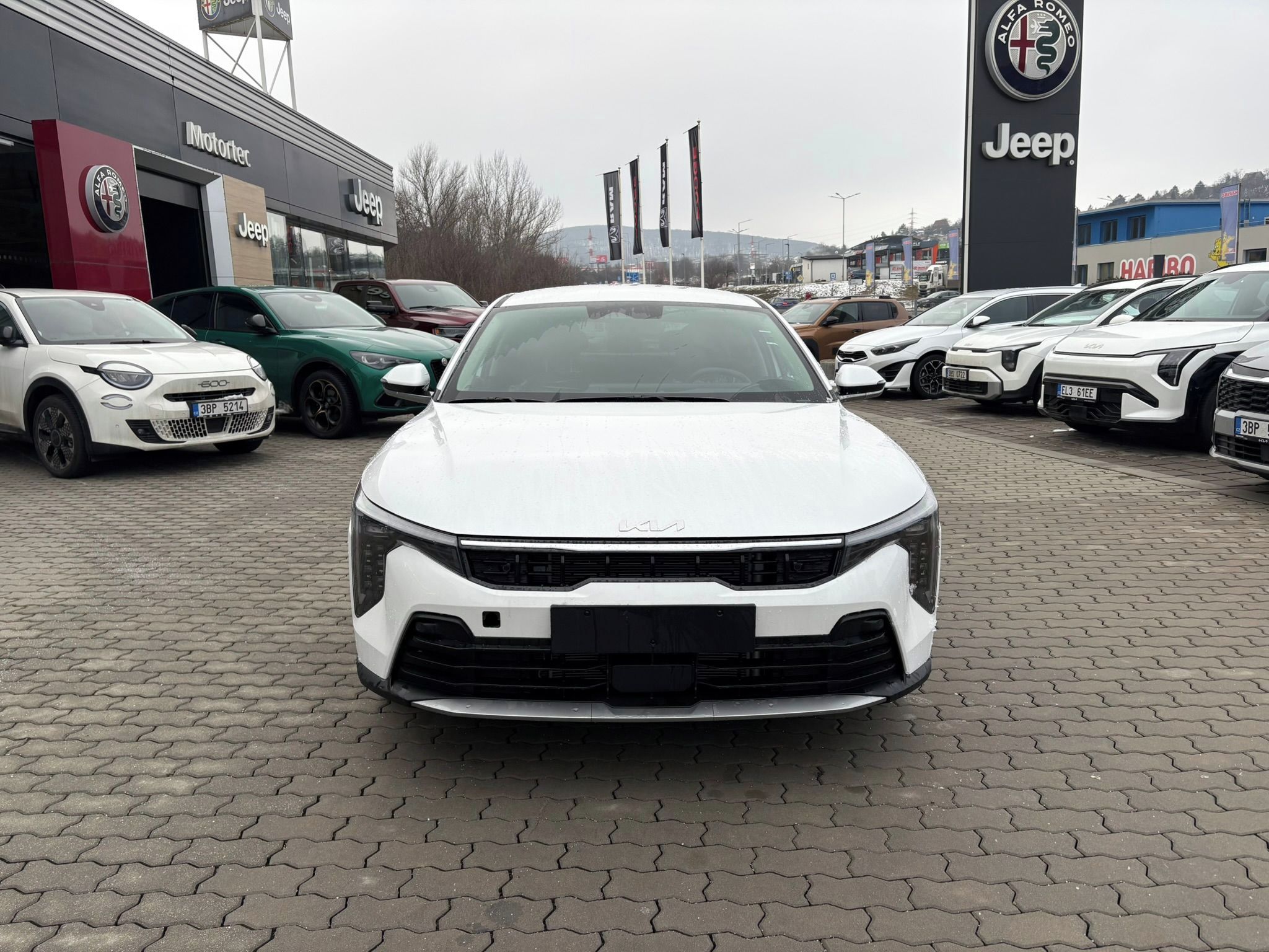 Kia K4, HB 1,6 T-GDi GPF 7DCT TOP 132 - fotka 2