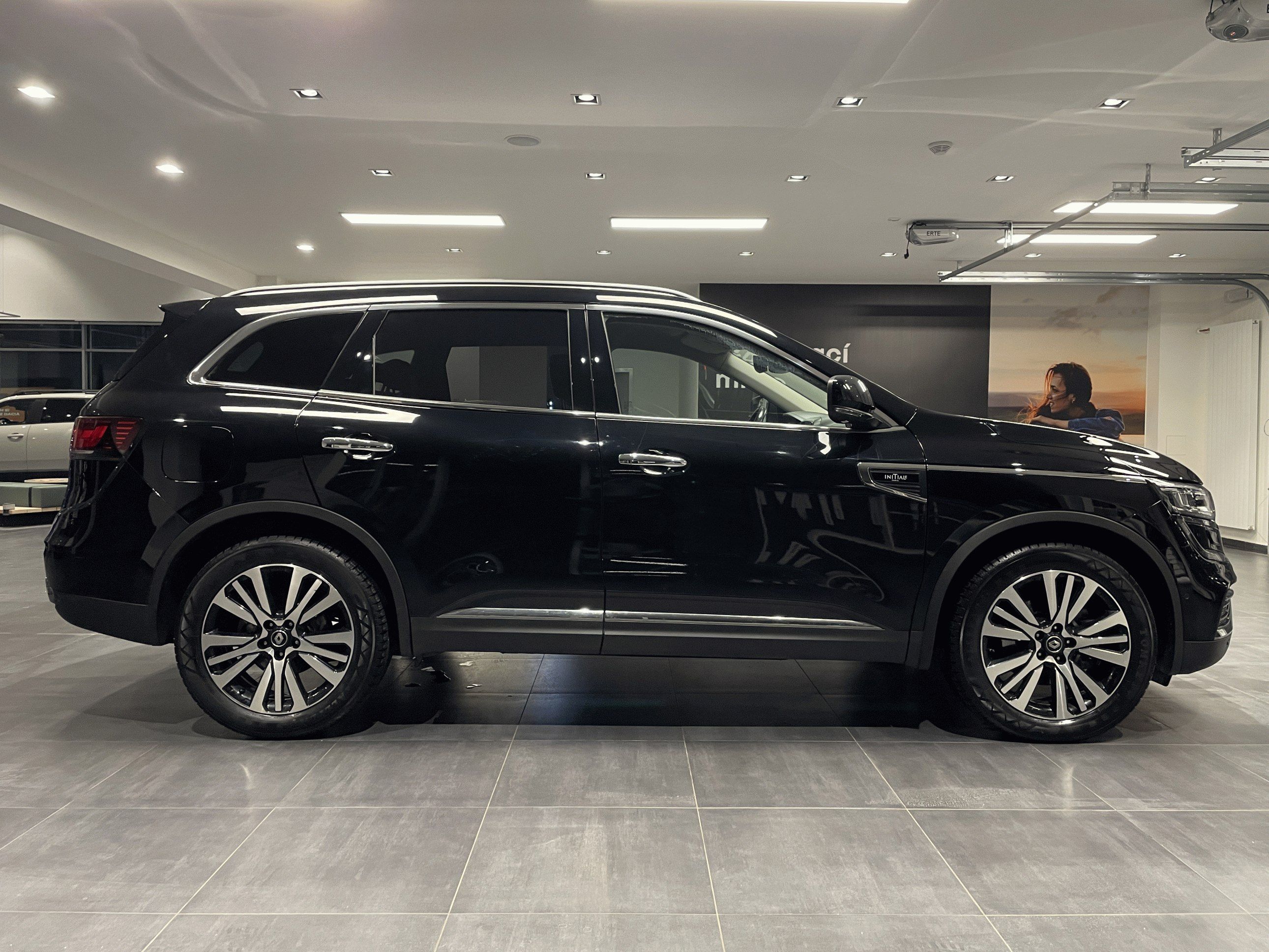 Renault Koleos, INITIALE PARIS Blue 2,0dCi 190 - fotka 5