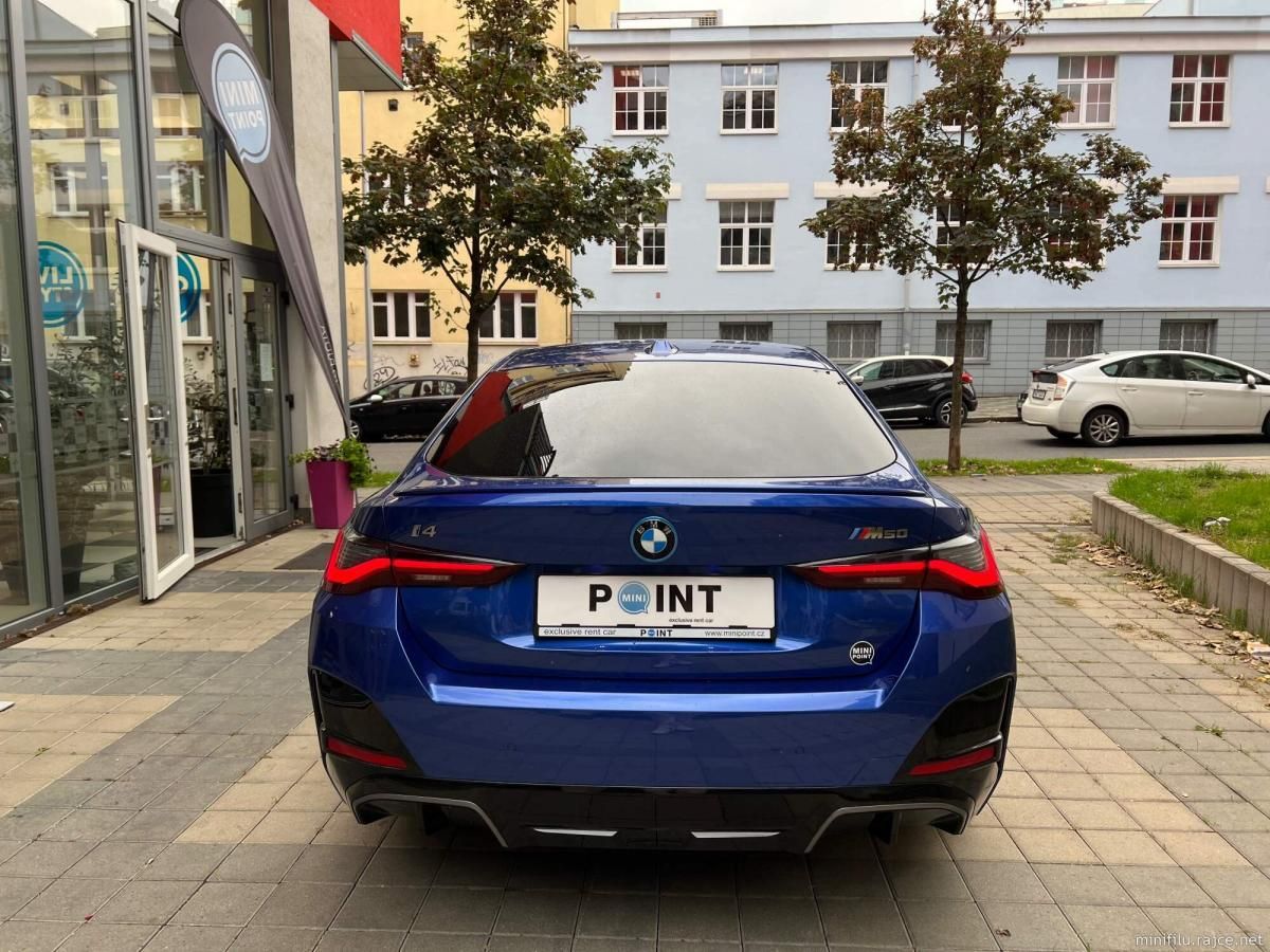 BMW i4, M50 Nájem od 39.000,- Kč/měsíc - fotka 6