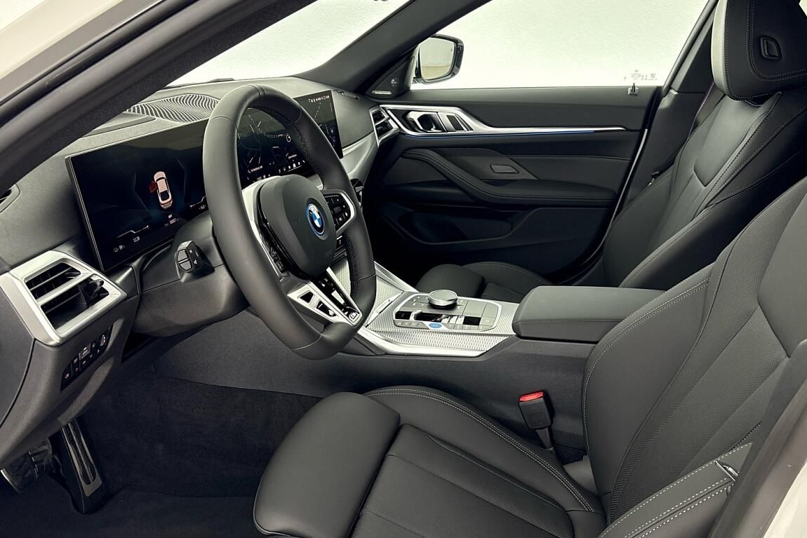 BMW i4, xDrive40 - fotka 6