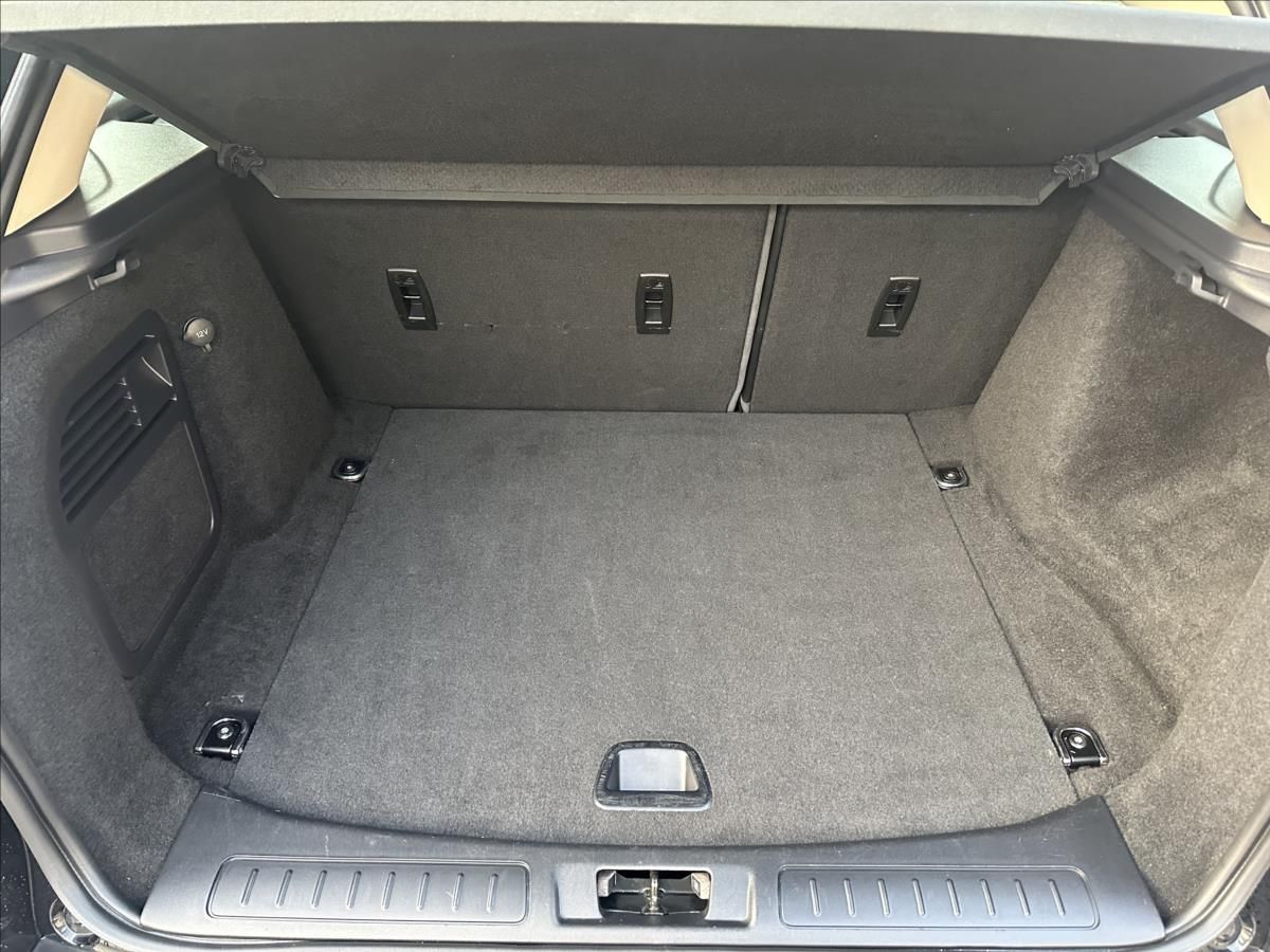 Land Rover Range Rover Evoque, 2,2 4x4 TD4 SERVISKA - fotka 5