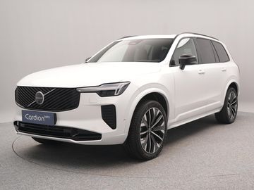 B5 AWD AUT DARK ULTRA 7 míst