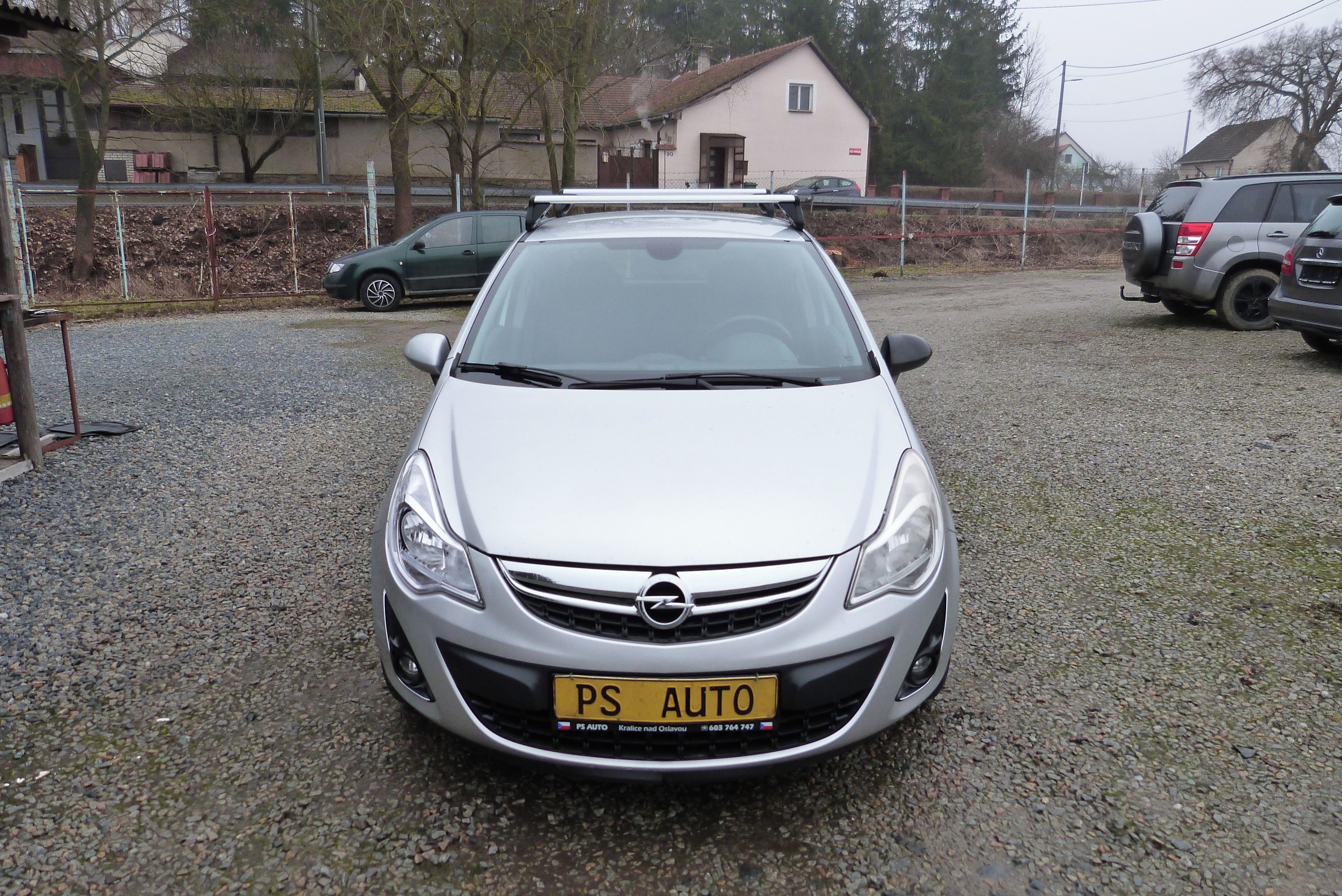 Opel Corsa, 1.4i 16v 66kw - fotka 2