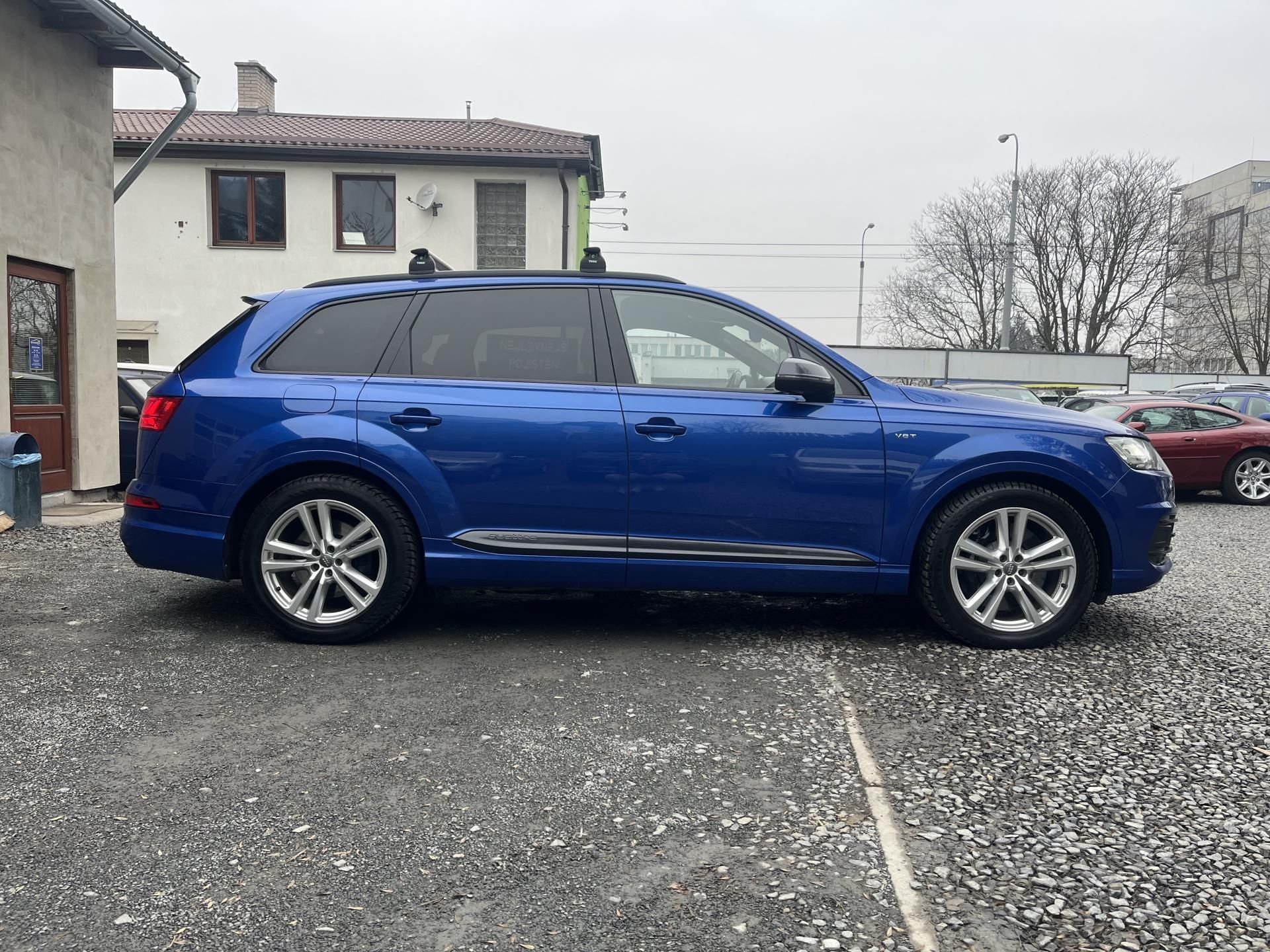 Audi SQ7, 4,0 D V8 320Kw 7 MÍST PANORANA - fotka 4