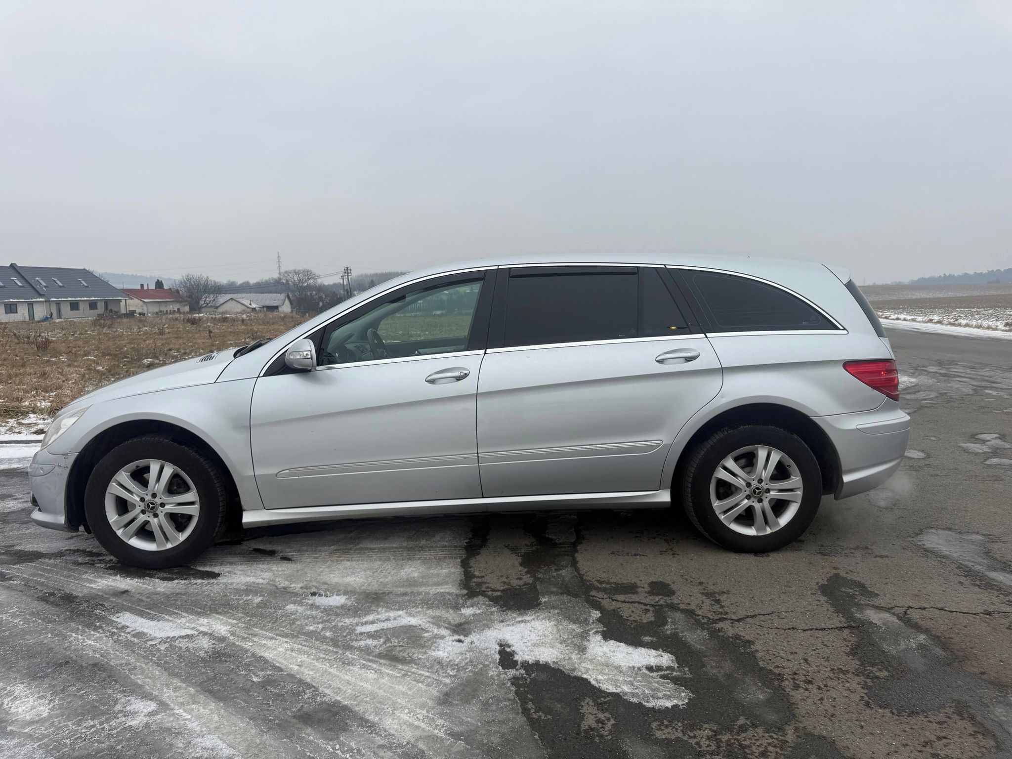 Mercedes-Benz Třídy R, 3,0 LPG LONG - fotka 2