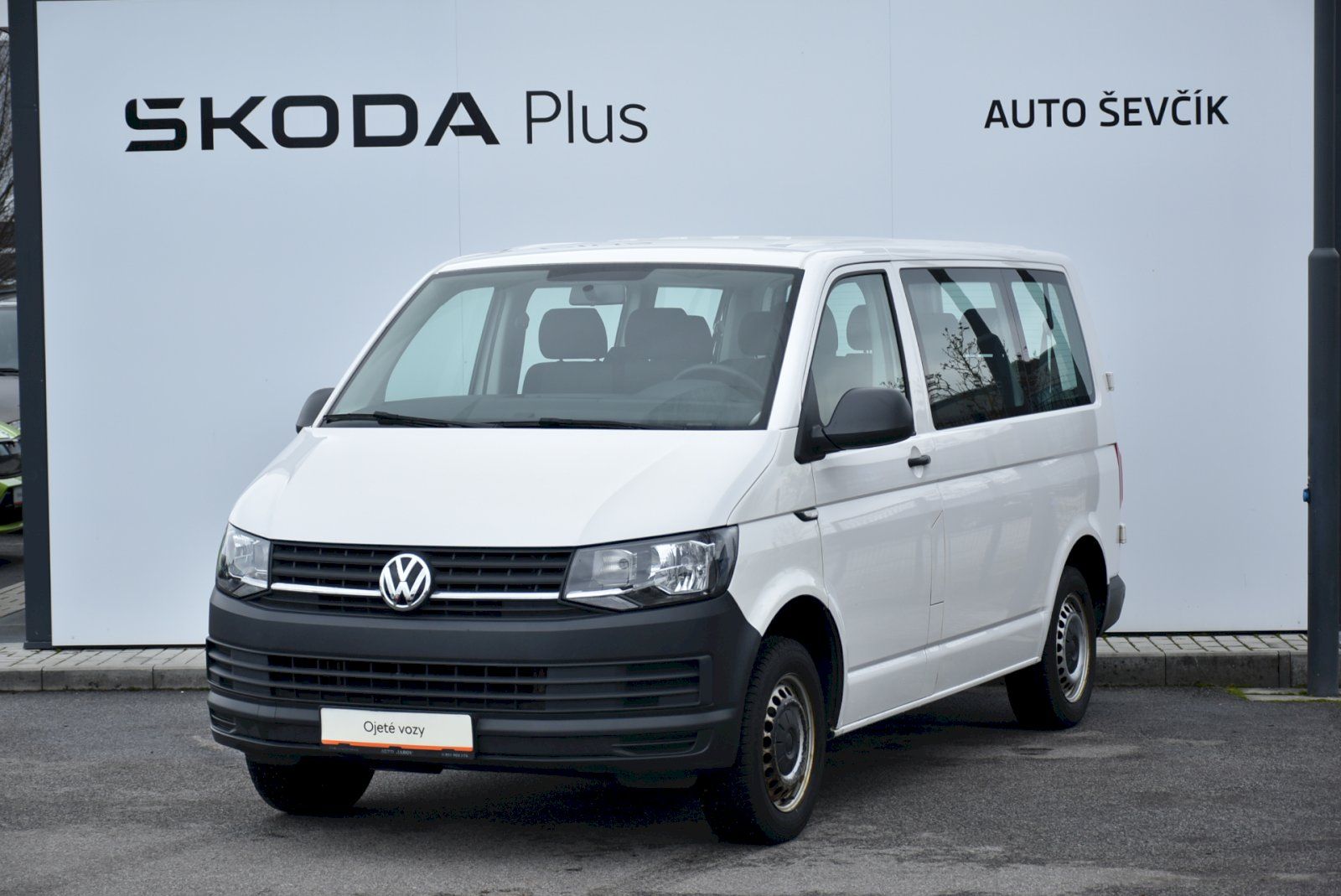 Volkswagen Transporter, 2,0 TDI 62kW 9. Míst
