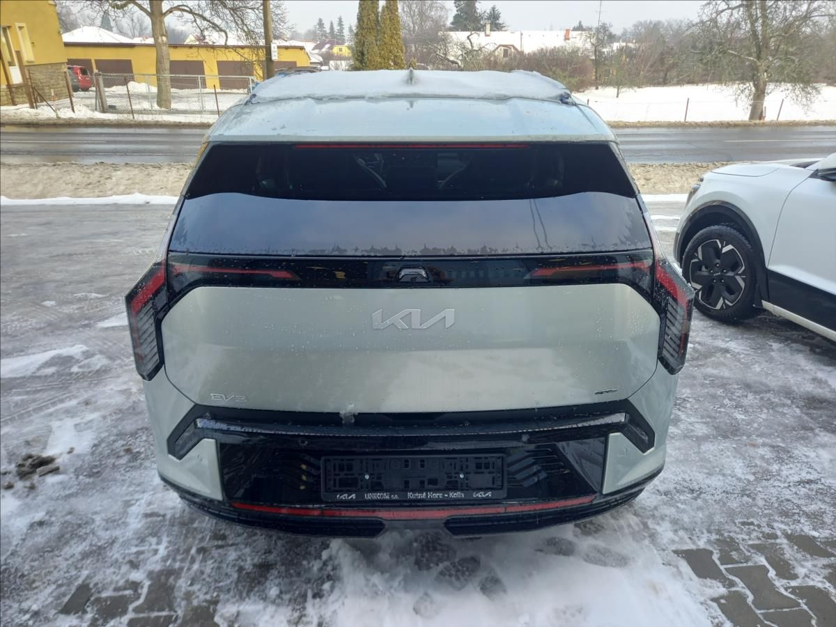 Kia EV3, 4x2 GT-LINE+ V2L (2026) - fotka 4