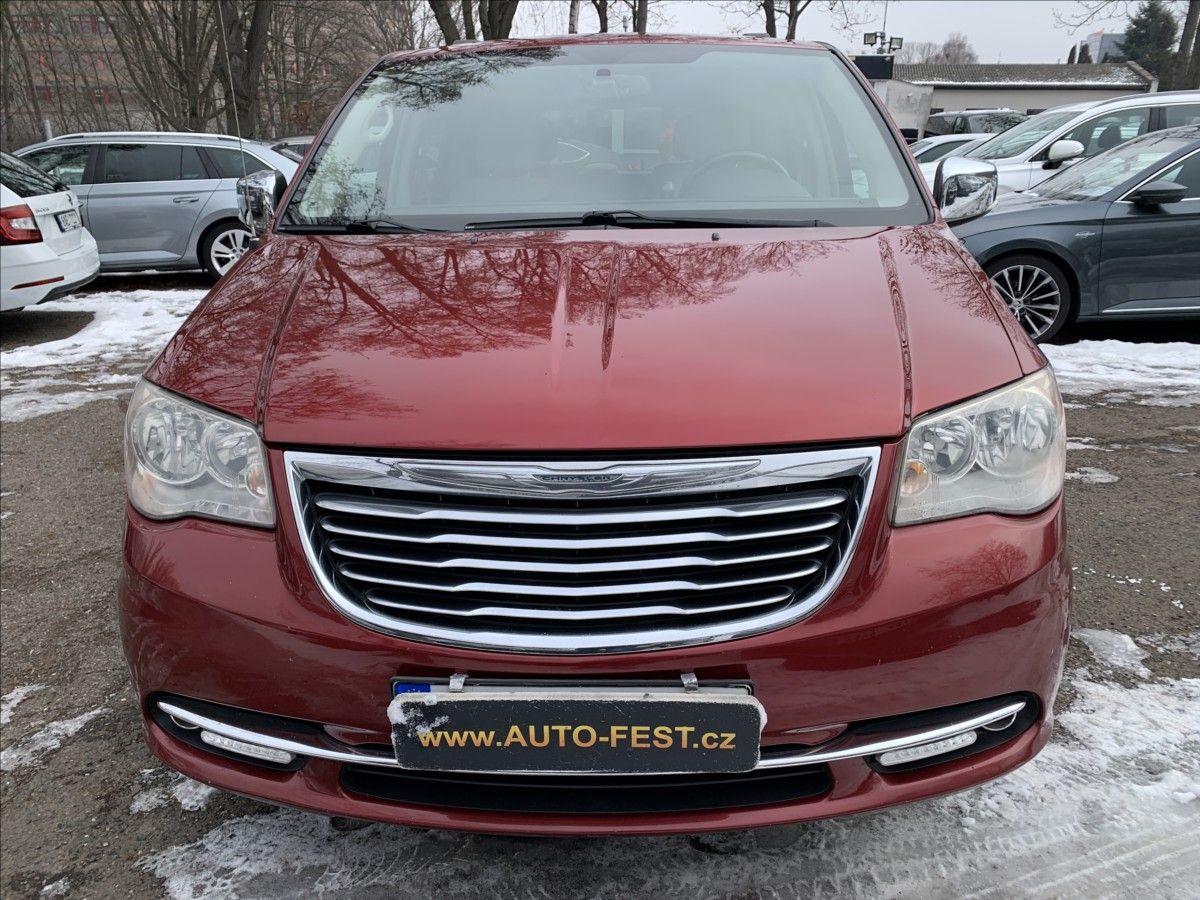 Chrysler Town & Country, 3,6 i V6 7.MÍST - fotka 2
