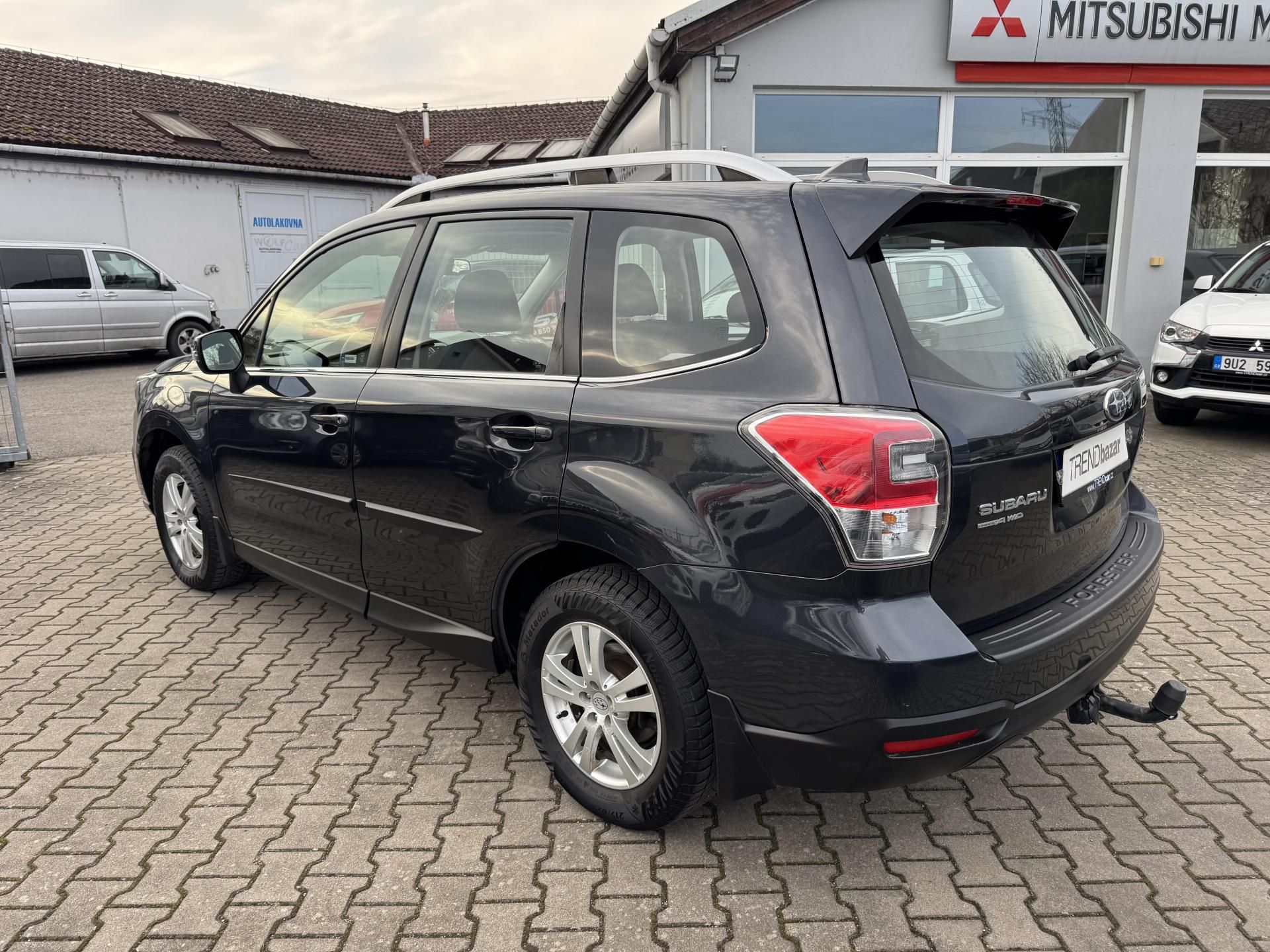 Subaru Forester, 2,0i A/T COMFORT, ČR, 1.MAJ. - fotka 5