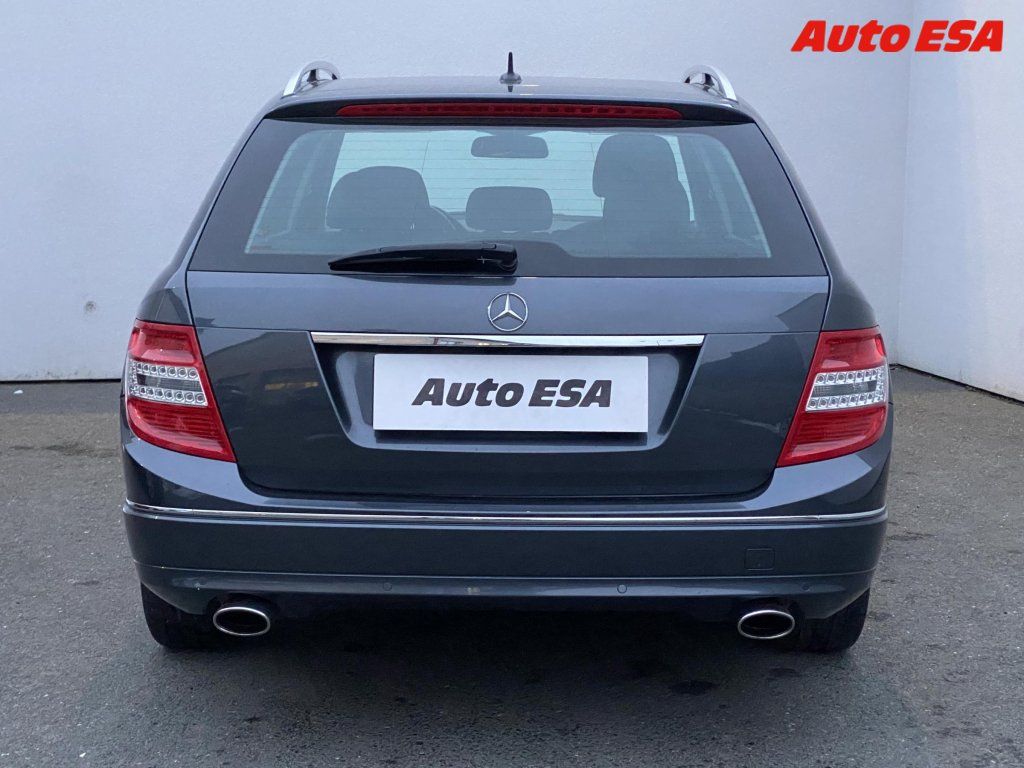 Mercedes-Benz Třídy C, 3.0i C280,Avantgarde,AT - fotka 5