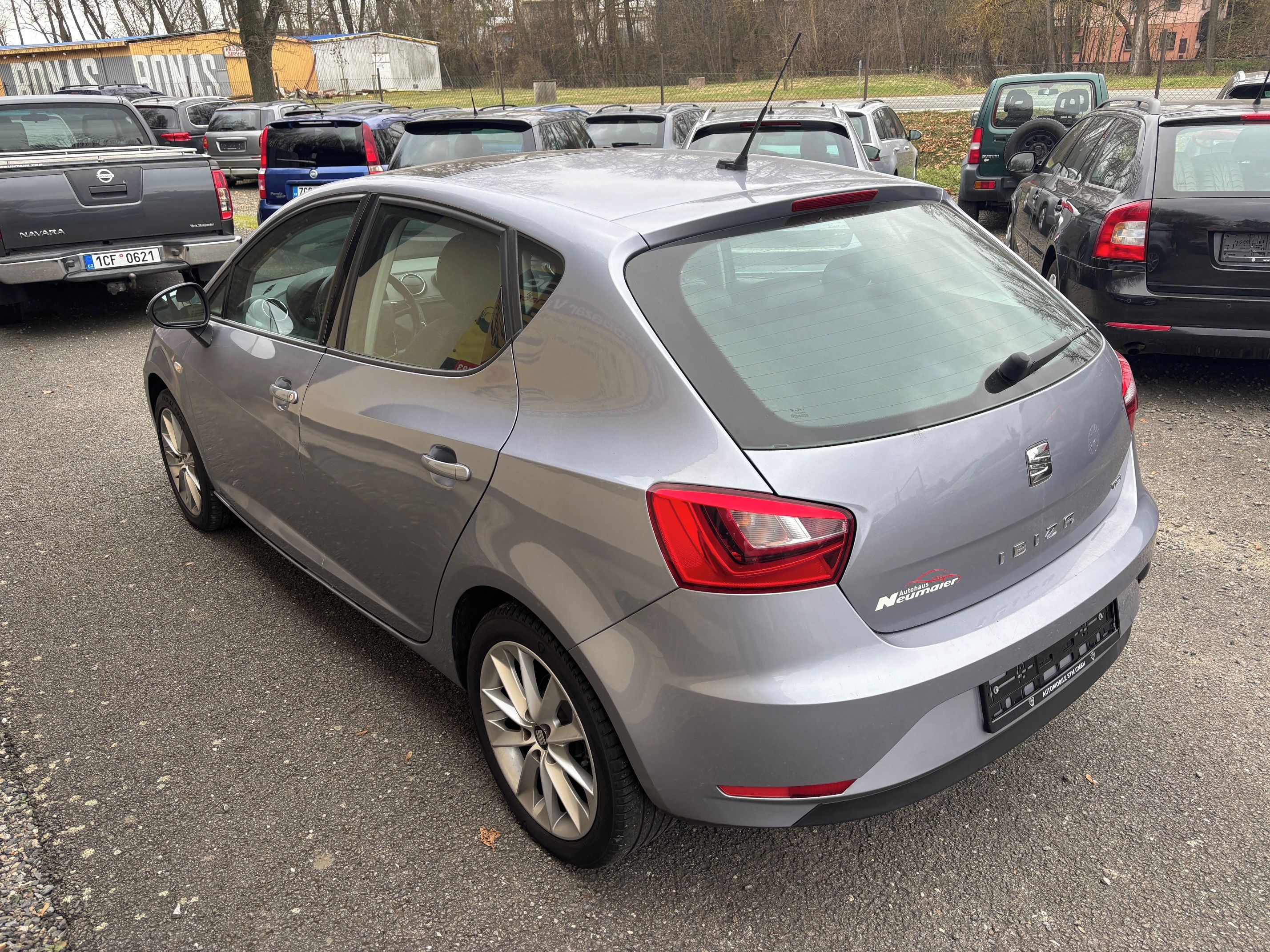 Seat Ibiza, 1.2TSi,66KW,navigace,serviska - fotka 4