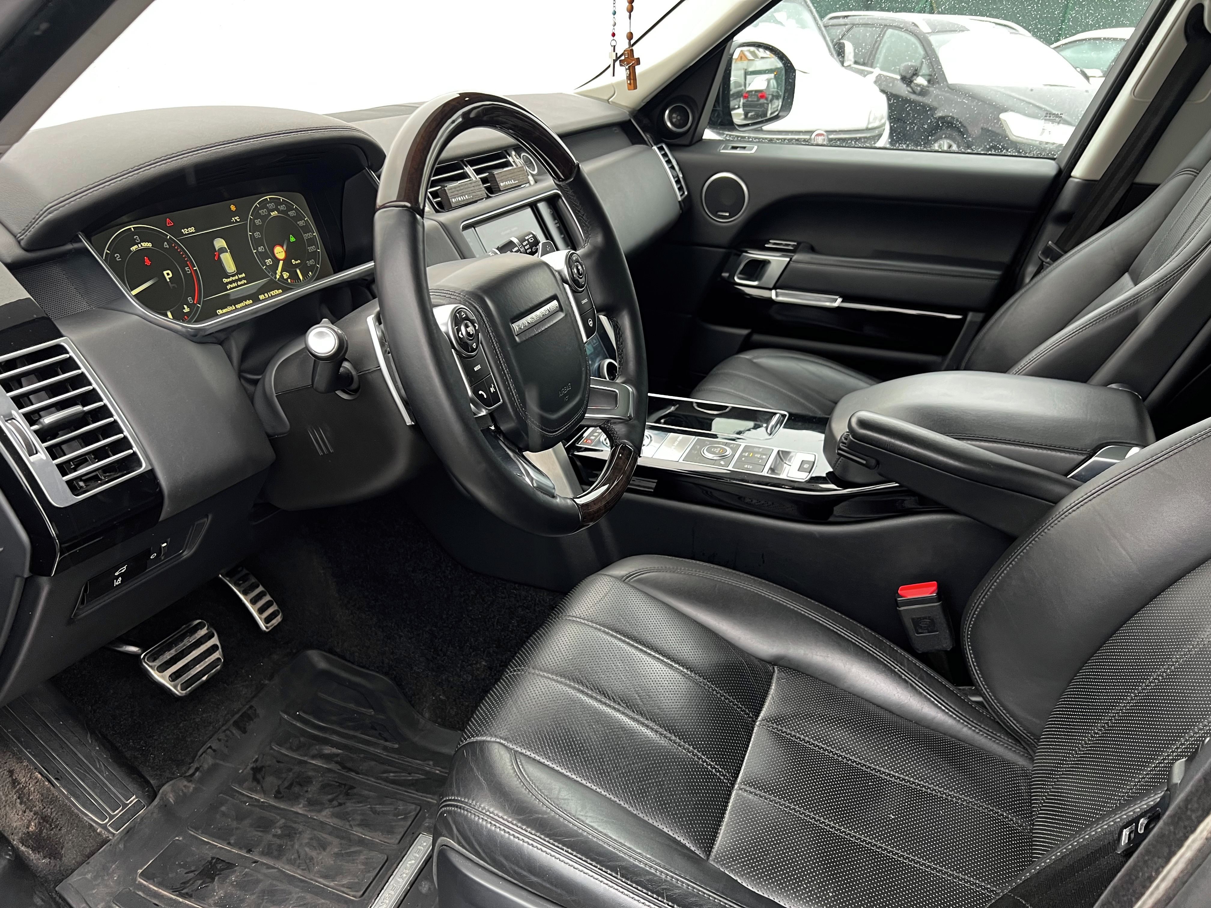 Land Rover Range Rover, 4.4 SDV8 Vogue ACC Tažné DPH - fotka 5
