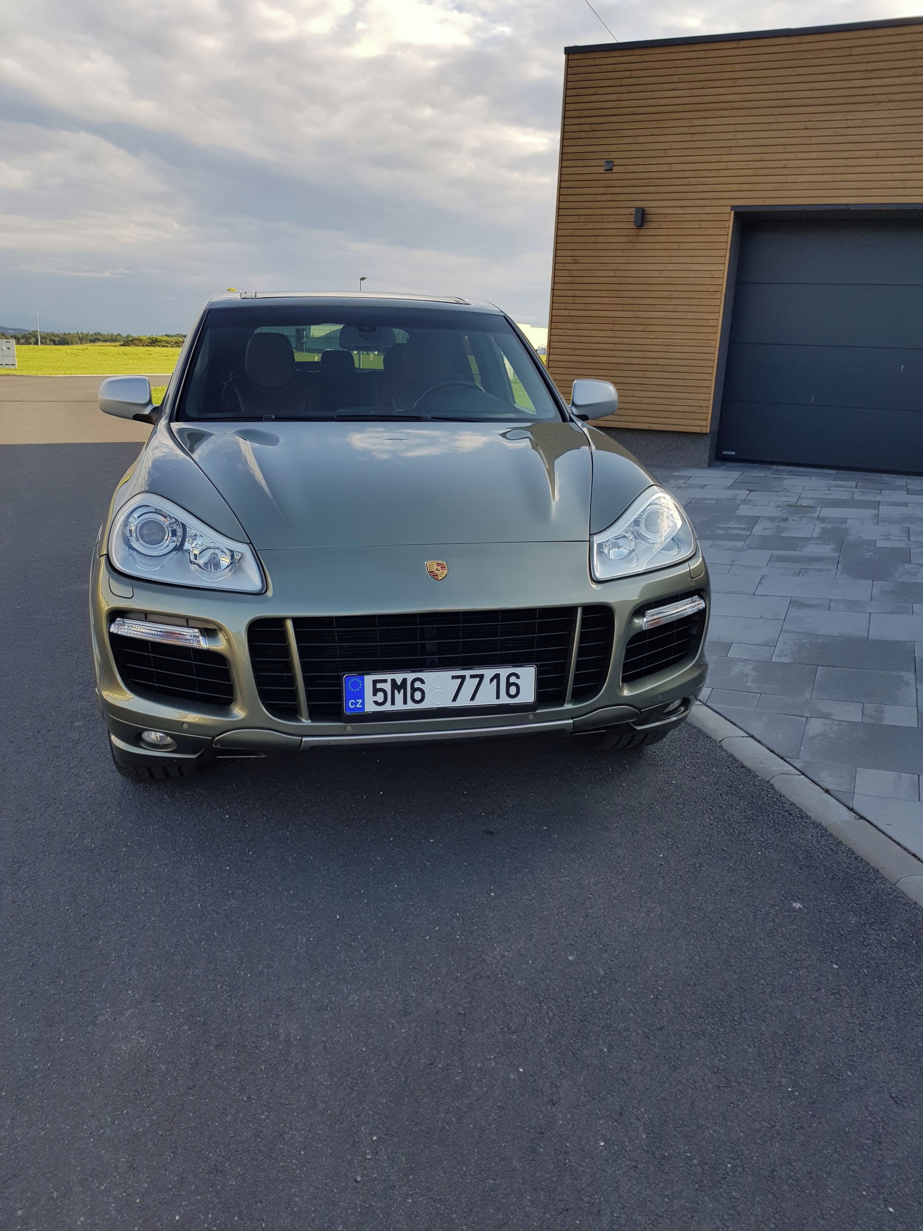 Porsche Cayenne, S 4.8 TOP STAV