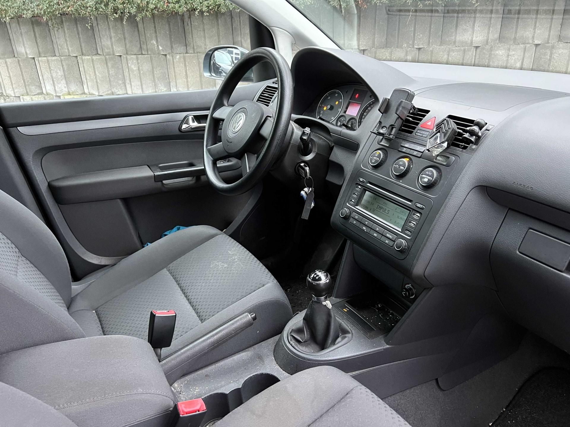 Volkswagen Touran, 1.9 TDi 66 kW 7-MÍST - fotka 6