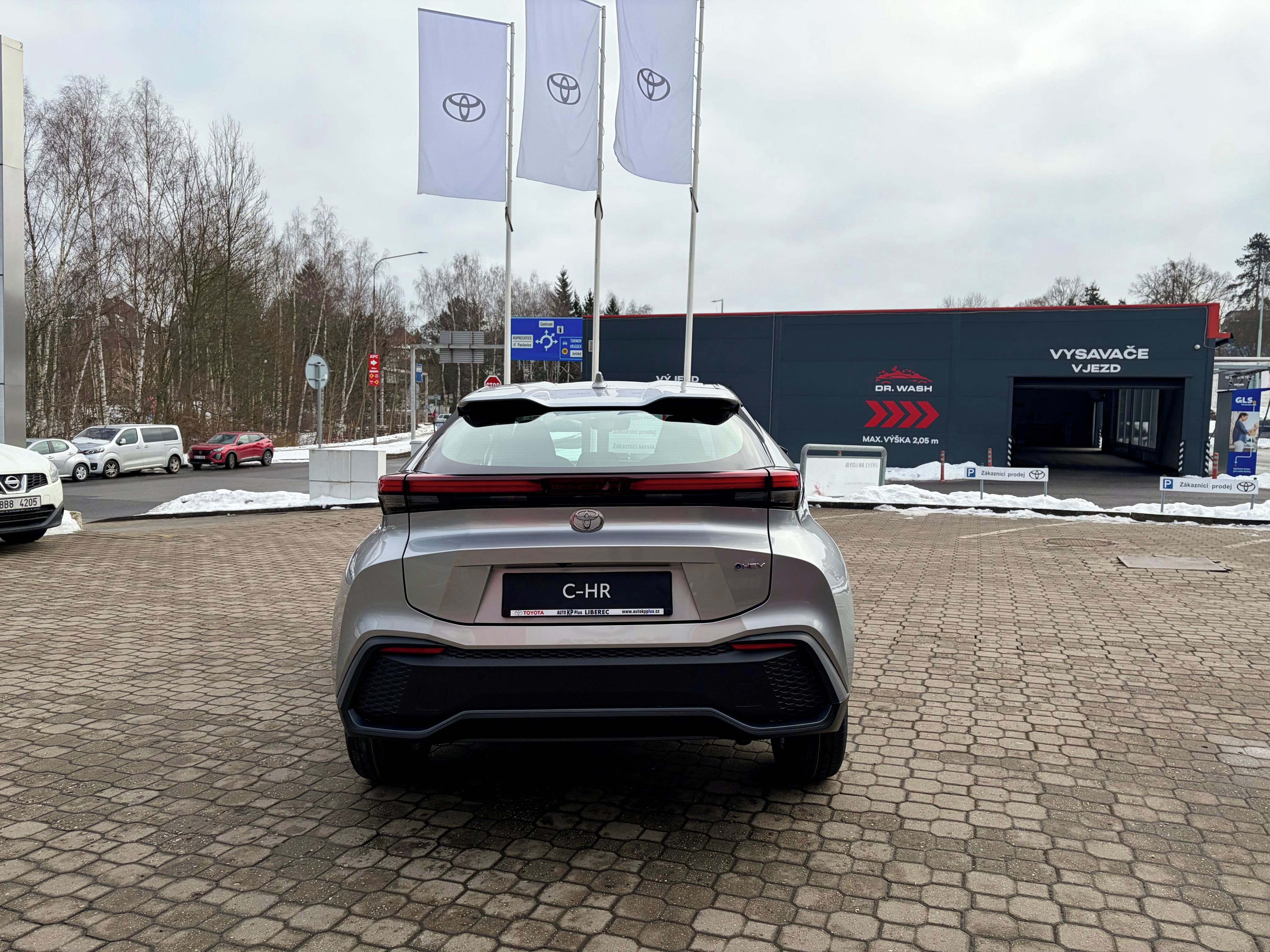 Toyota C-HR, 1,8 HEV 140k Comfort Business - fotka 5