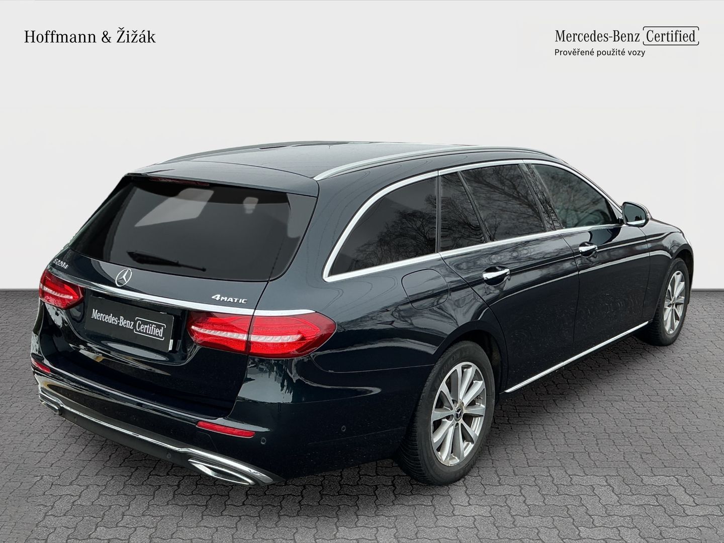 Mercedes-Benz Třídy E, 220 d AVANTGARDE 4MATIC - fotka 5