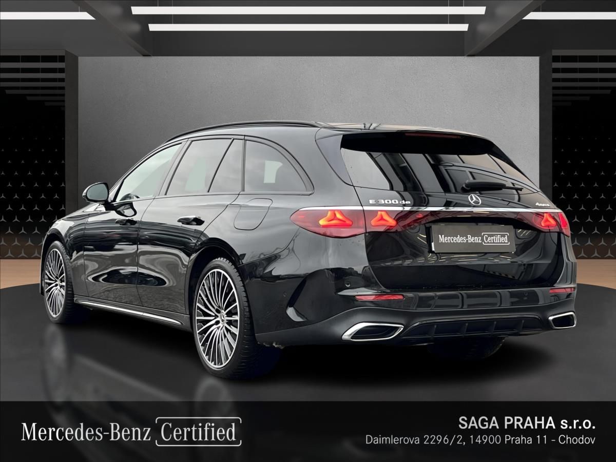 Mercedes-Benz Třídy E, E 300 de 4MATIC kombi s hybrid - fotka 3