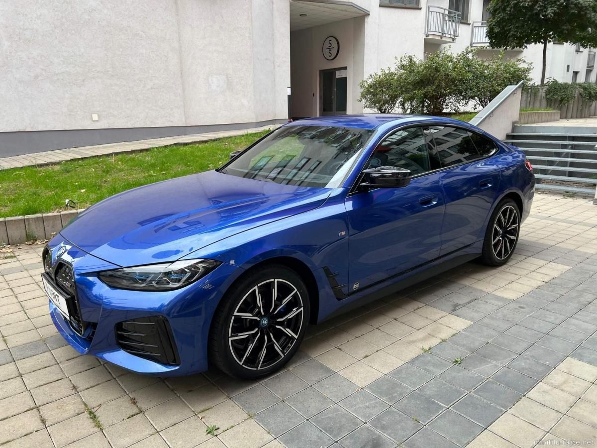 BMW i4, M50 Nájem od 39.000,- Kč/měsíc - fotka 3