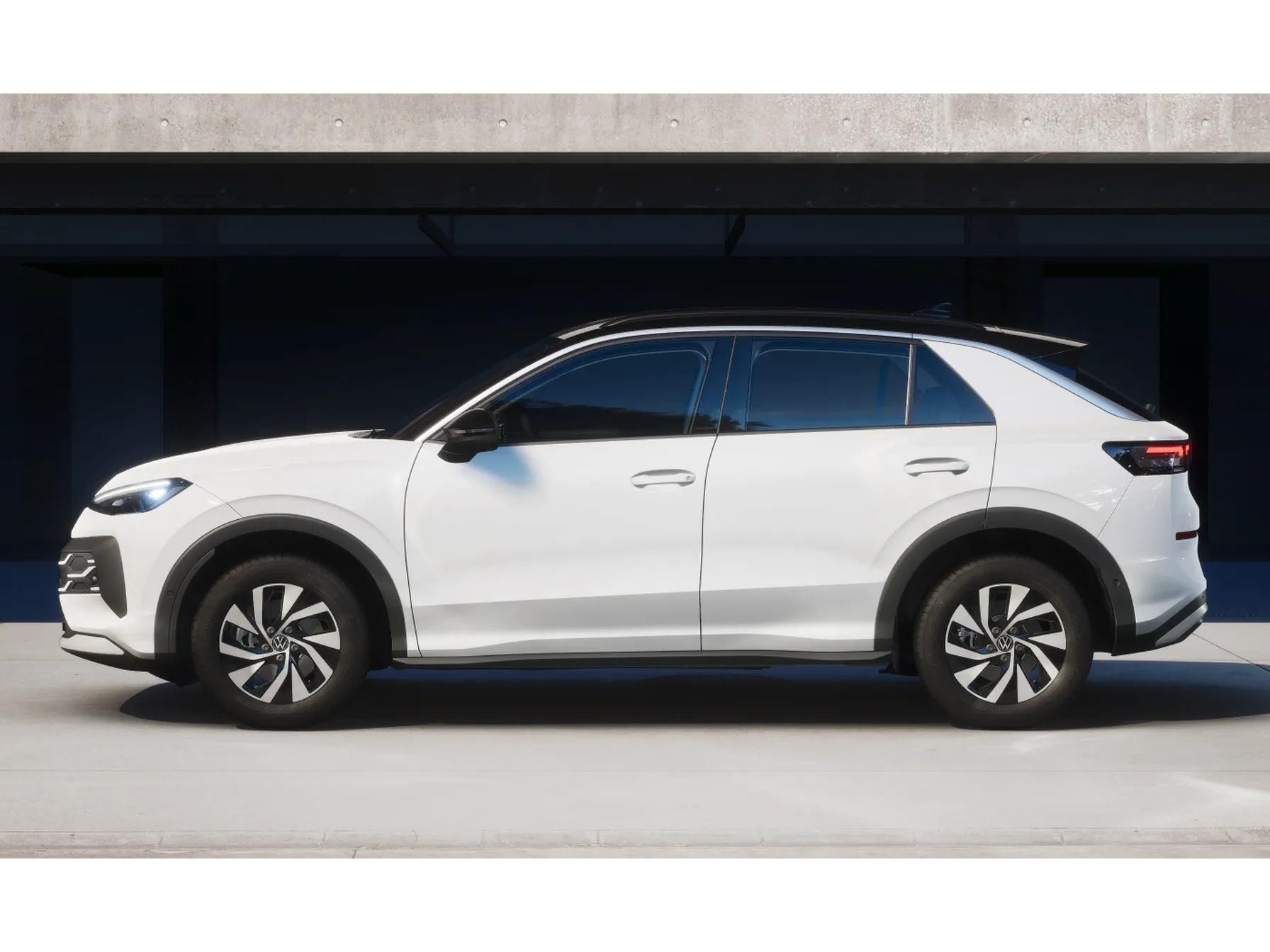 Volkswagen T-Roc, 1.5 eTSi / 110 kW - fotka 2