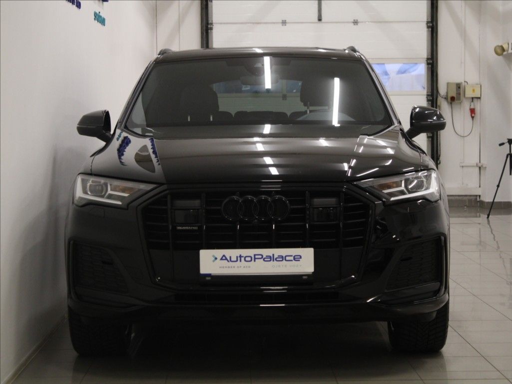 Audi Q7, 3,0 50TDi Q. S-Line VZDUCH ČR - fotka 2