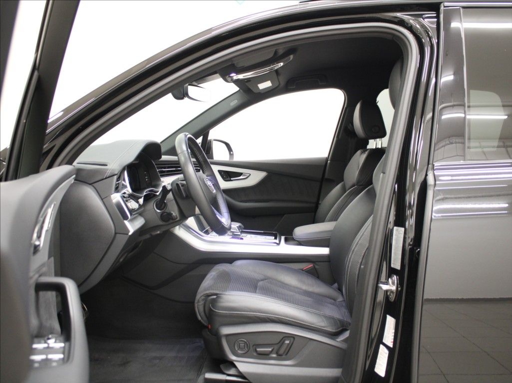 Audi Q7, 3,0 50TDi Q. S-Line VZDUCH ČR - fotka 6