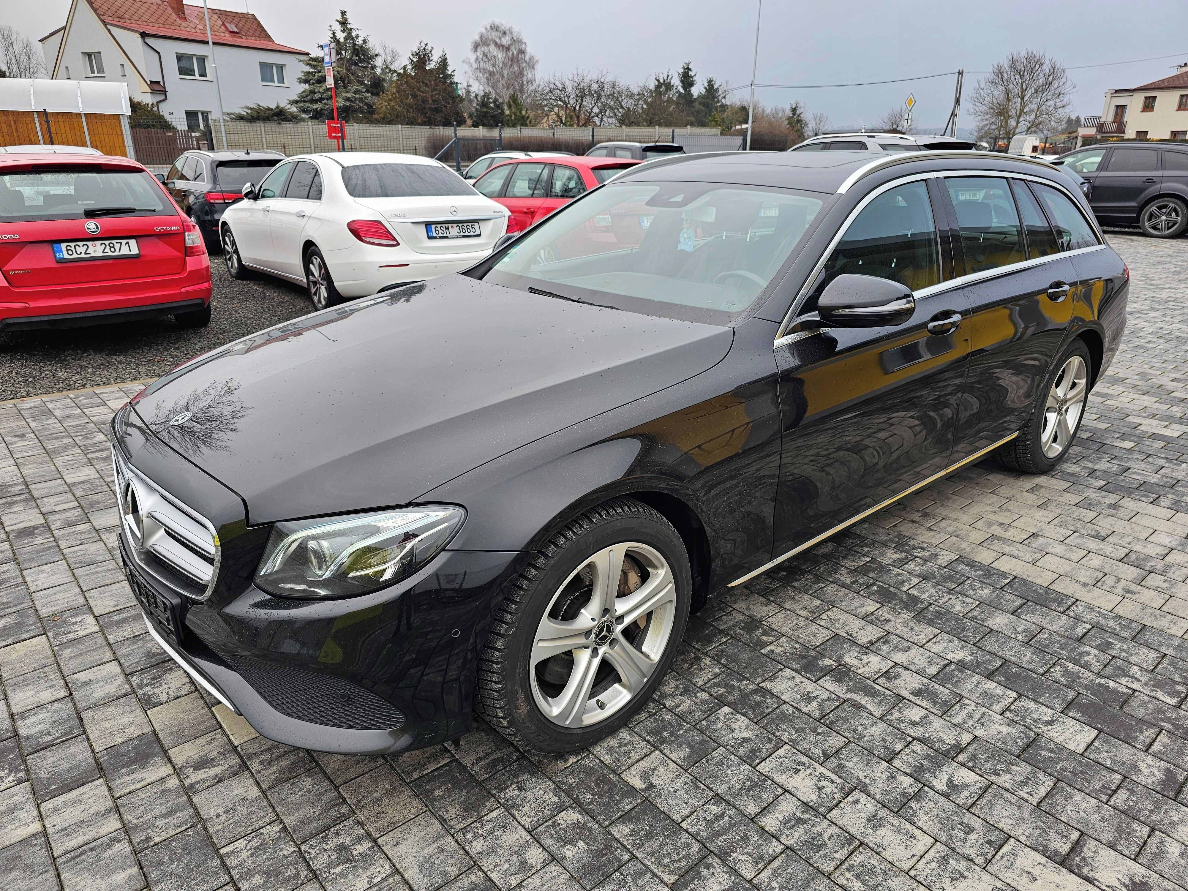 Mercedes-Benz Třídy E, E350 4matic 190kw, Avantgarde