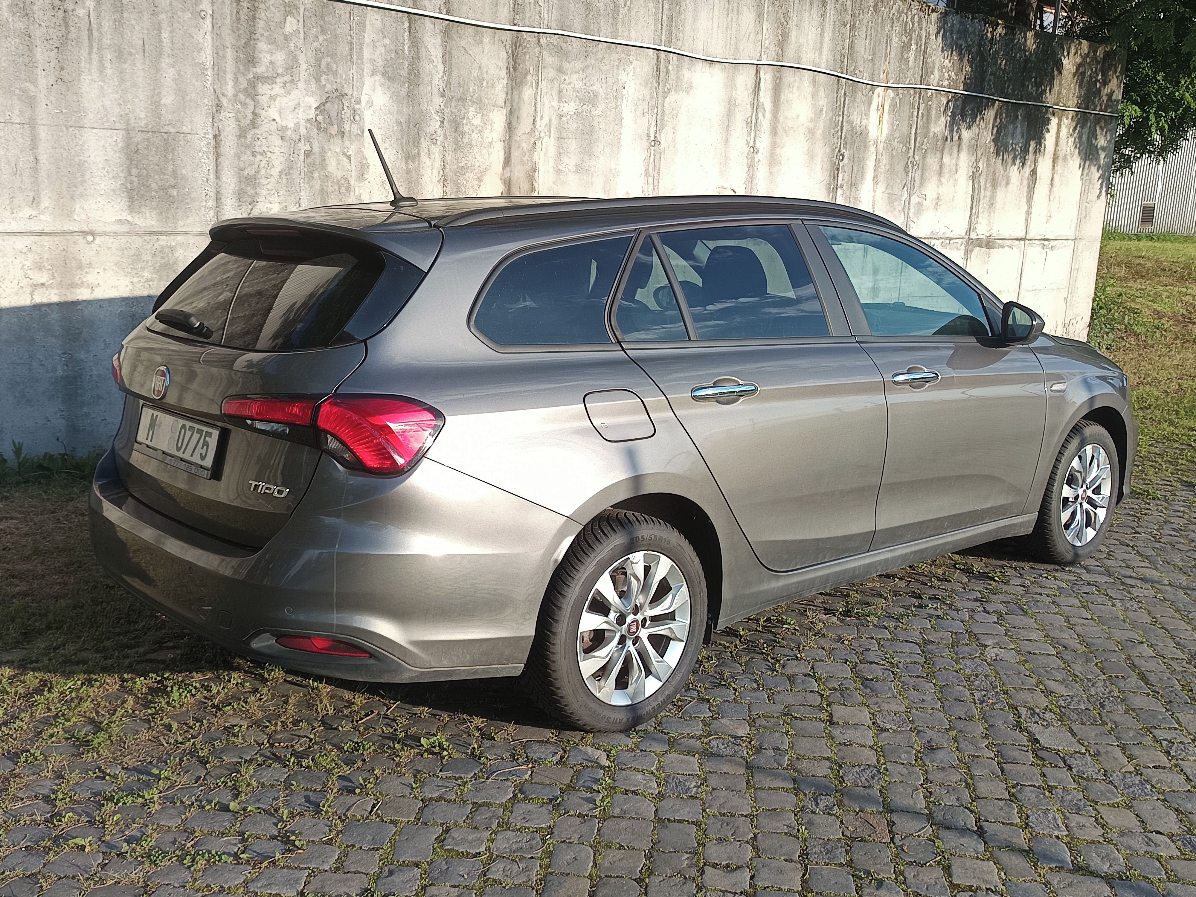 Fiat Tipo, 1.6 JTD, 88 kW, navi, klima - fotka 6