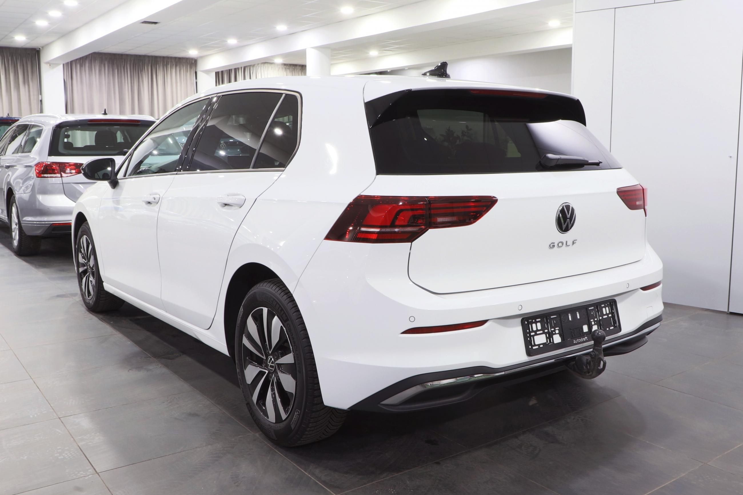 Volkswagen Golf, 1.5 TSI 85kW Man. / ALU 16'' - fotka 4