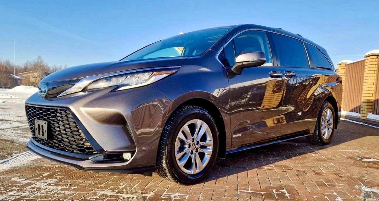 Toyota Sienna, 2.5L Limited - fotka 3