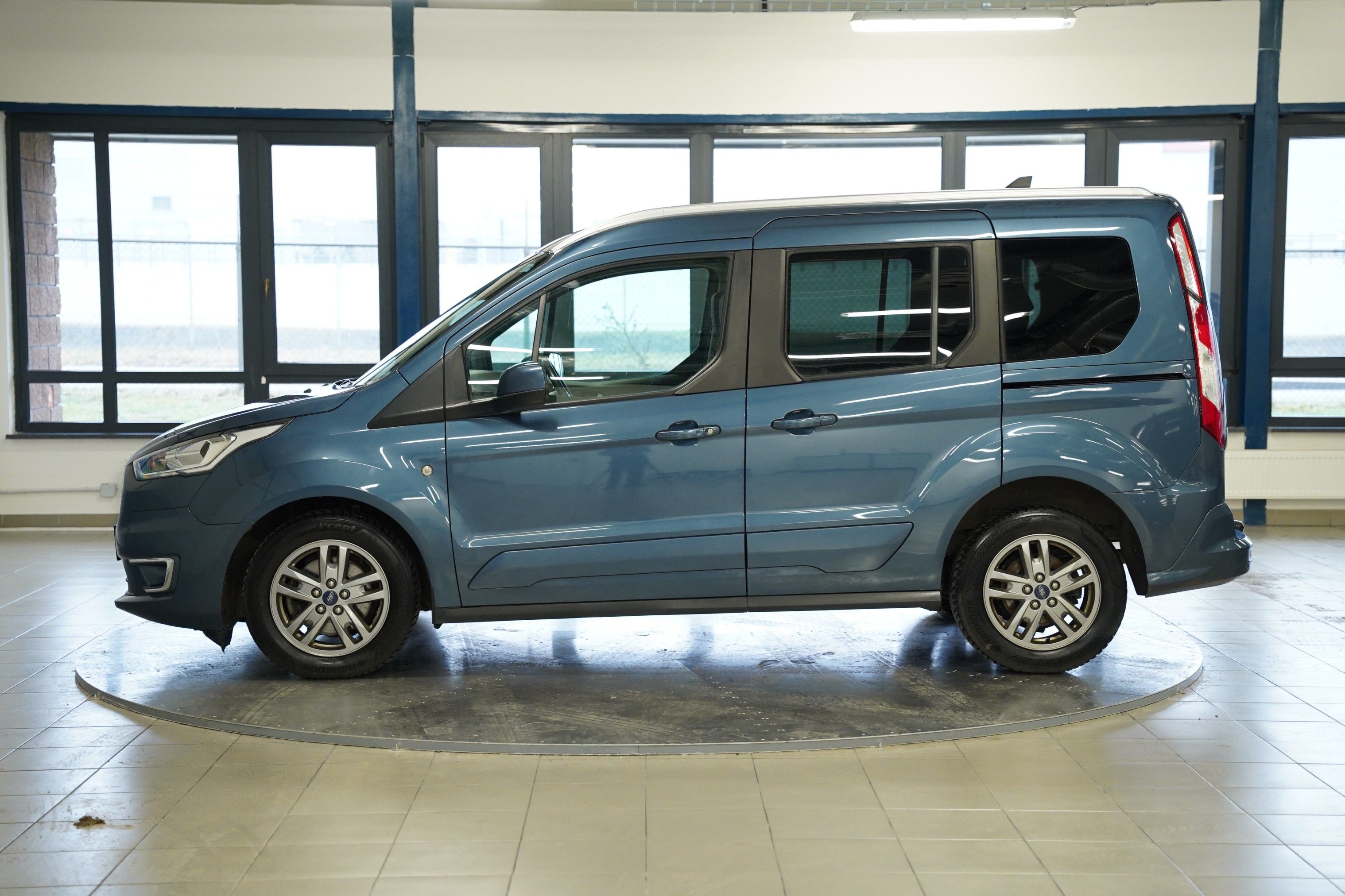 Ford Tourneo Connect, 1.5 EcoBlue 88 kW - fotka 3