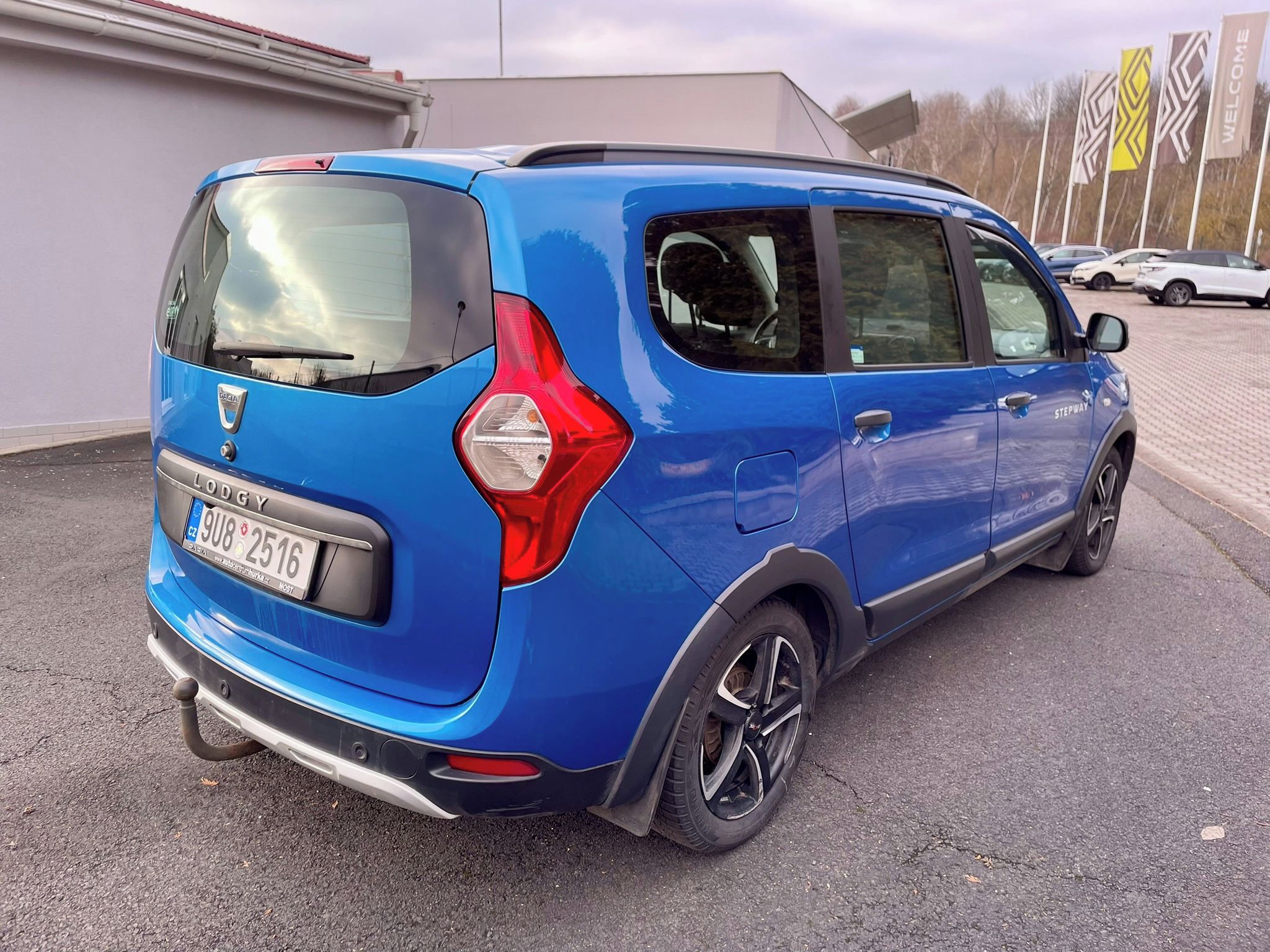 Dacia Lodgy, Stepway 1.6 SCe 75kw | Tažné - fotka 5