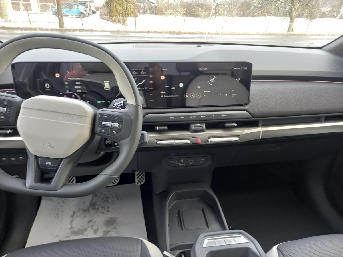 Kia EV3, 4x2 GT-Line Tech+V2L - fotka 6