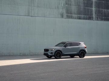 B3 AUT PLUS BLACK EDITION
